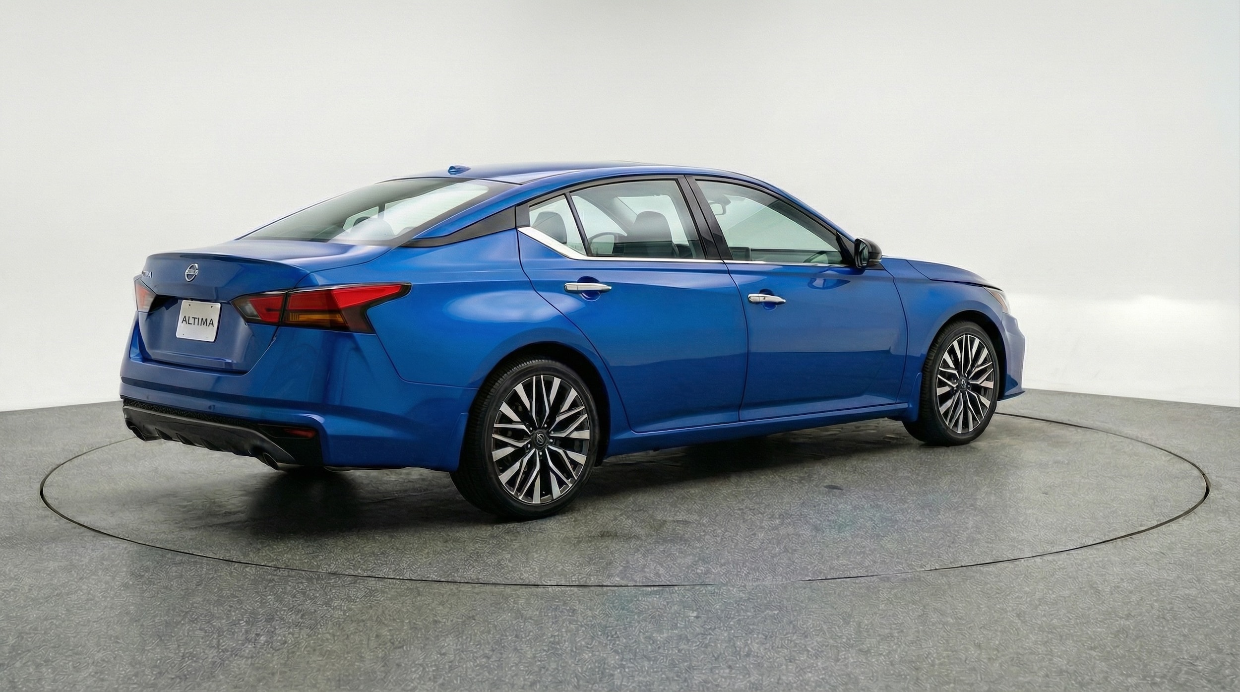 Thumbnail: 2025 Nissan Altima - 7