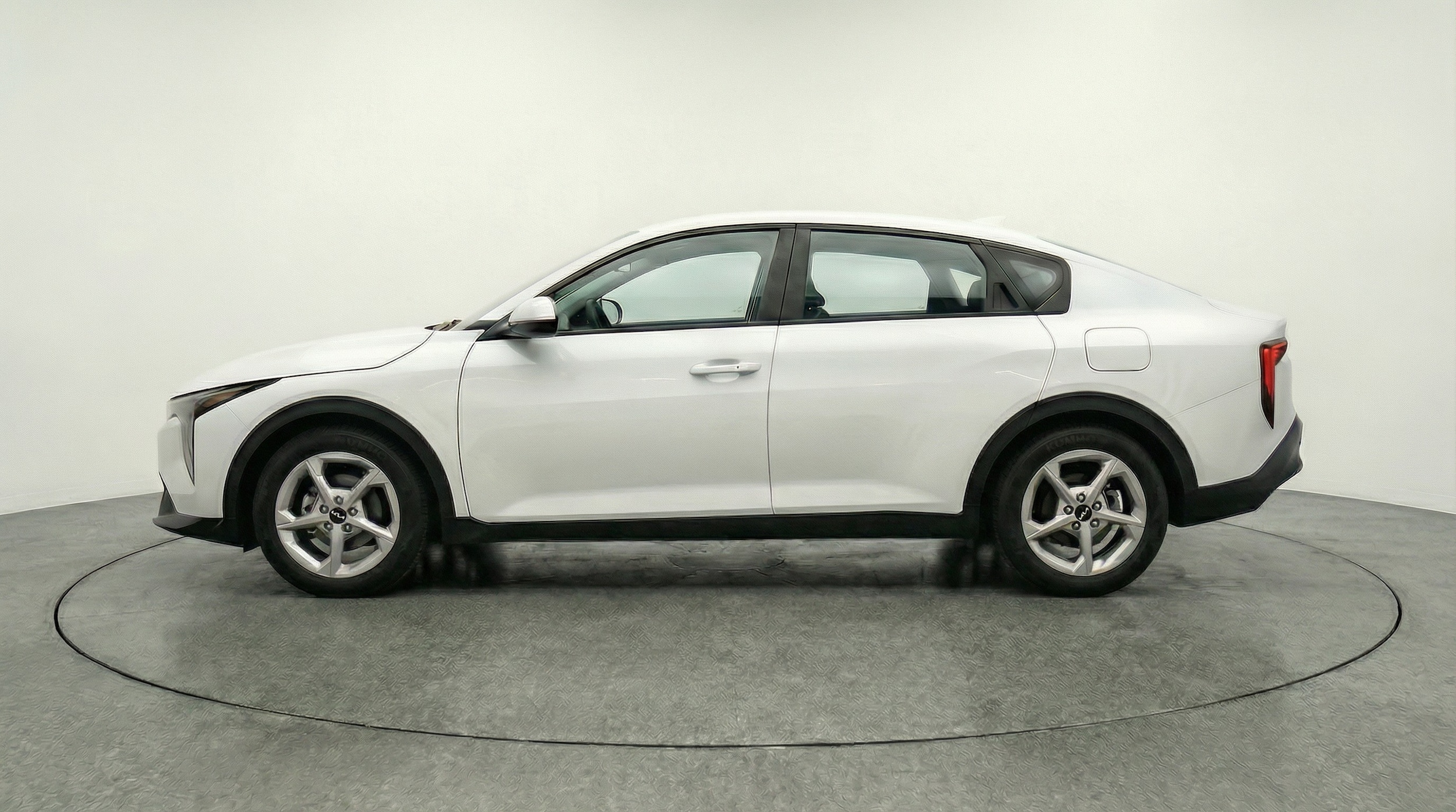 Thumbnail: 2025 Kia K4 - 4