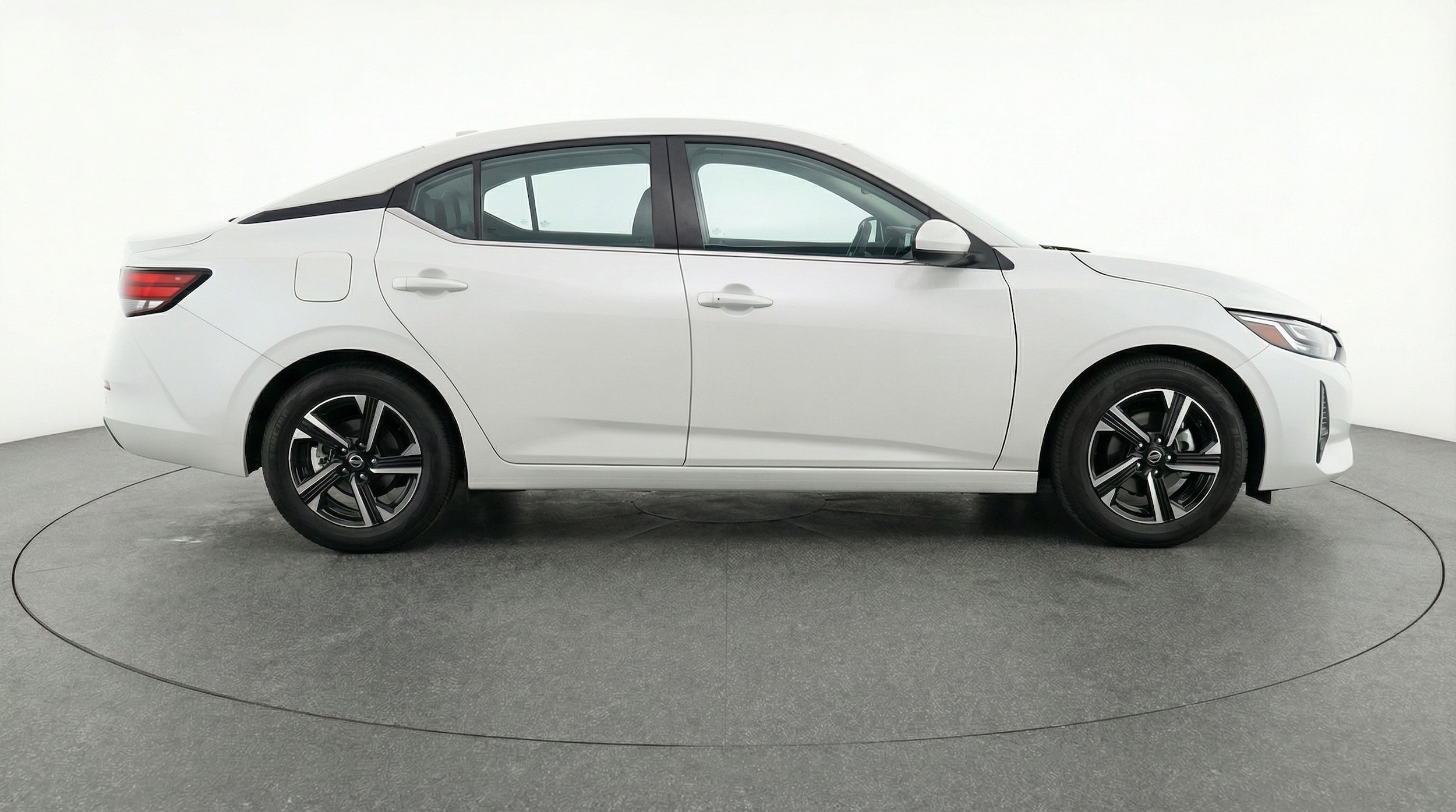 Thumbnail: 2025 Nissan Sentra - 8