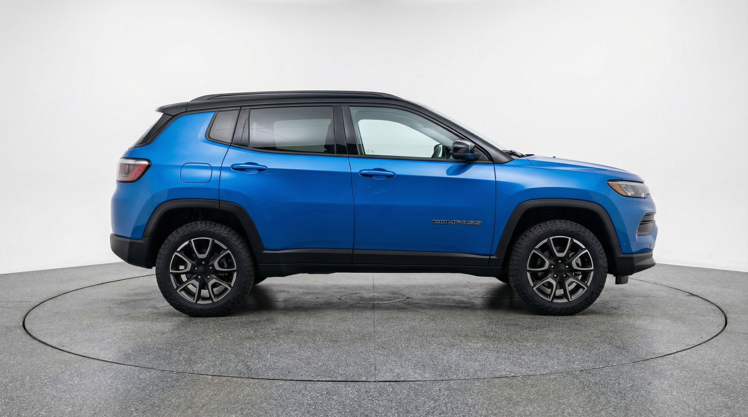 Thumbnail: 2025 Jeep Compass - 11