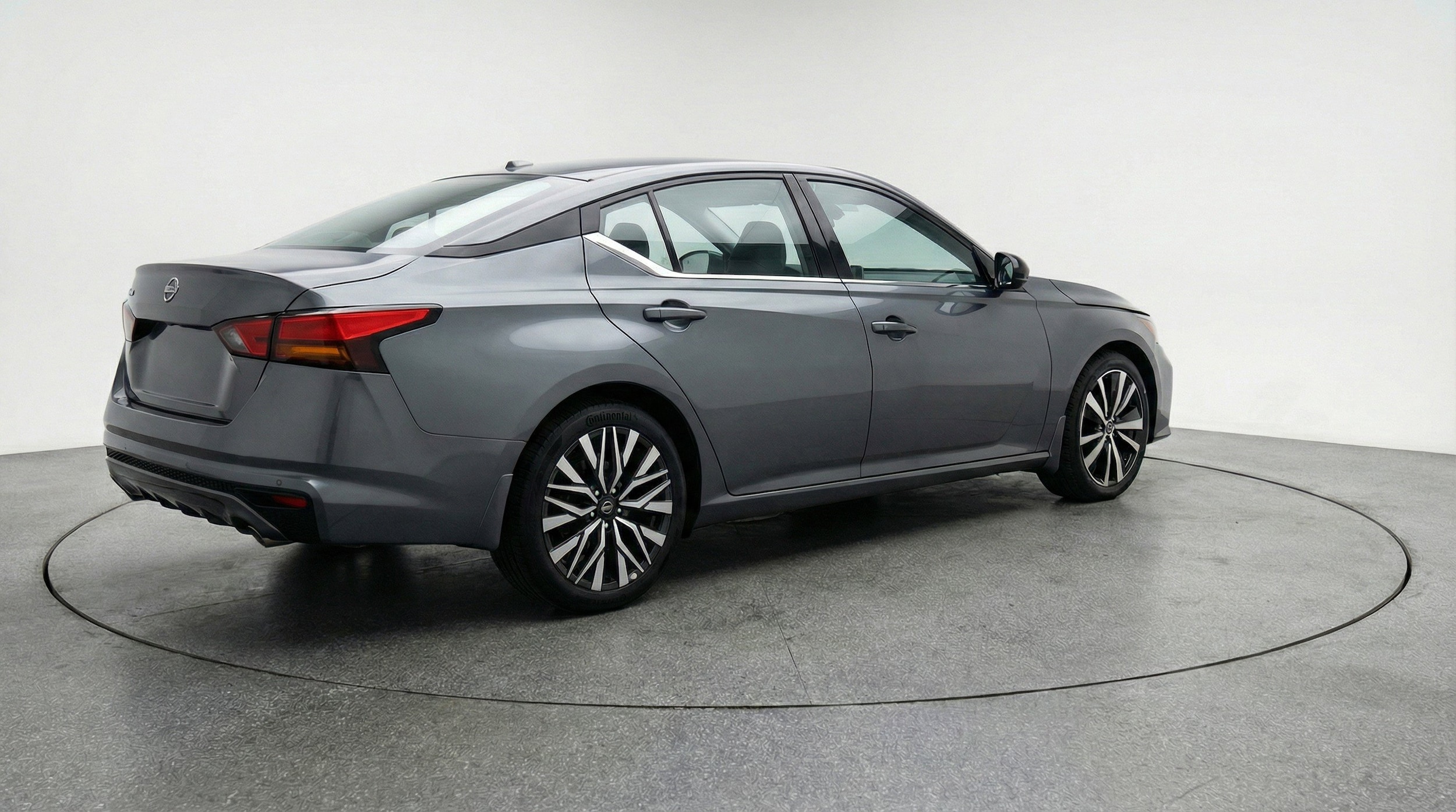 Thumbnail: 2025 Nissan Altima - 9