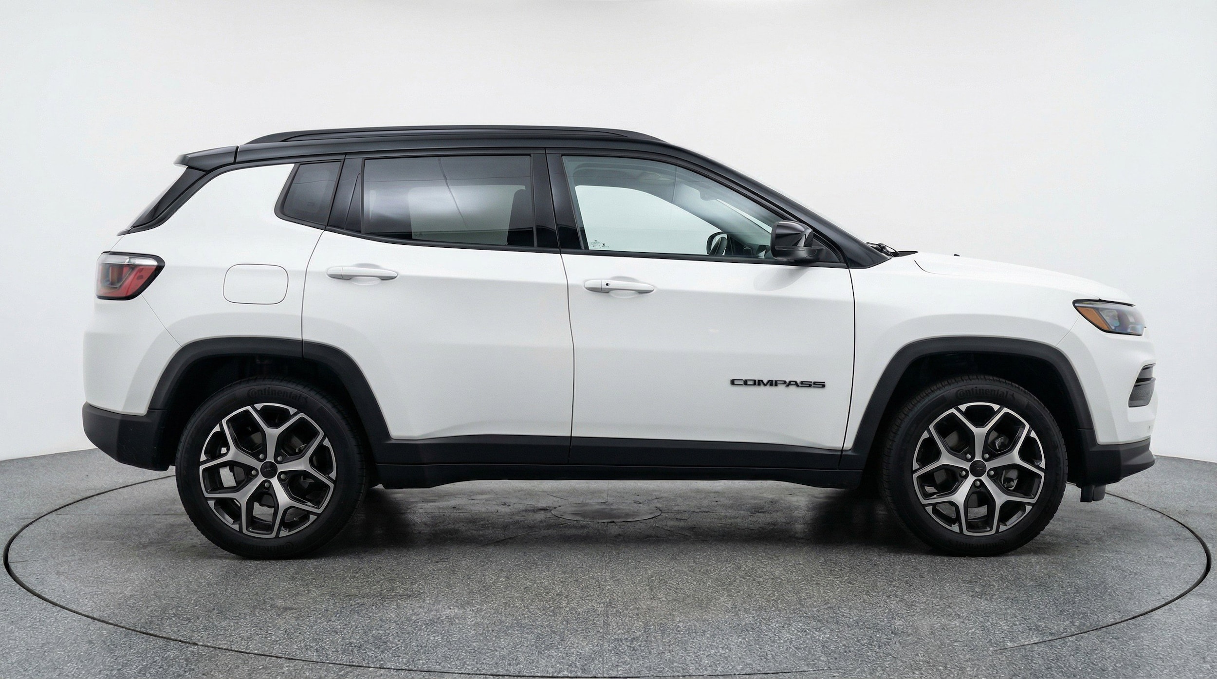 Thumbnail: 2025 Jeep Compass - 11