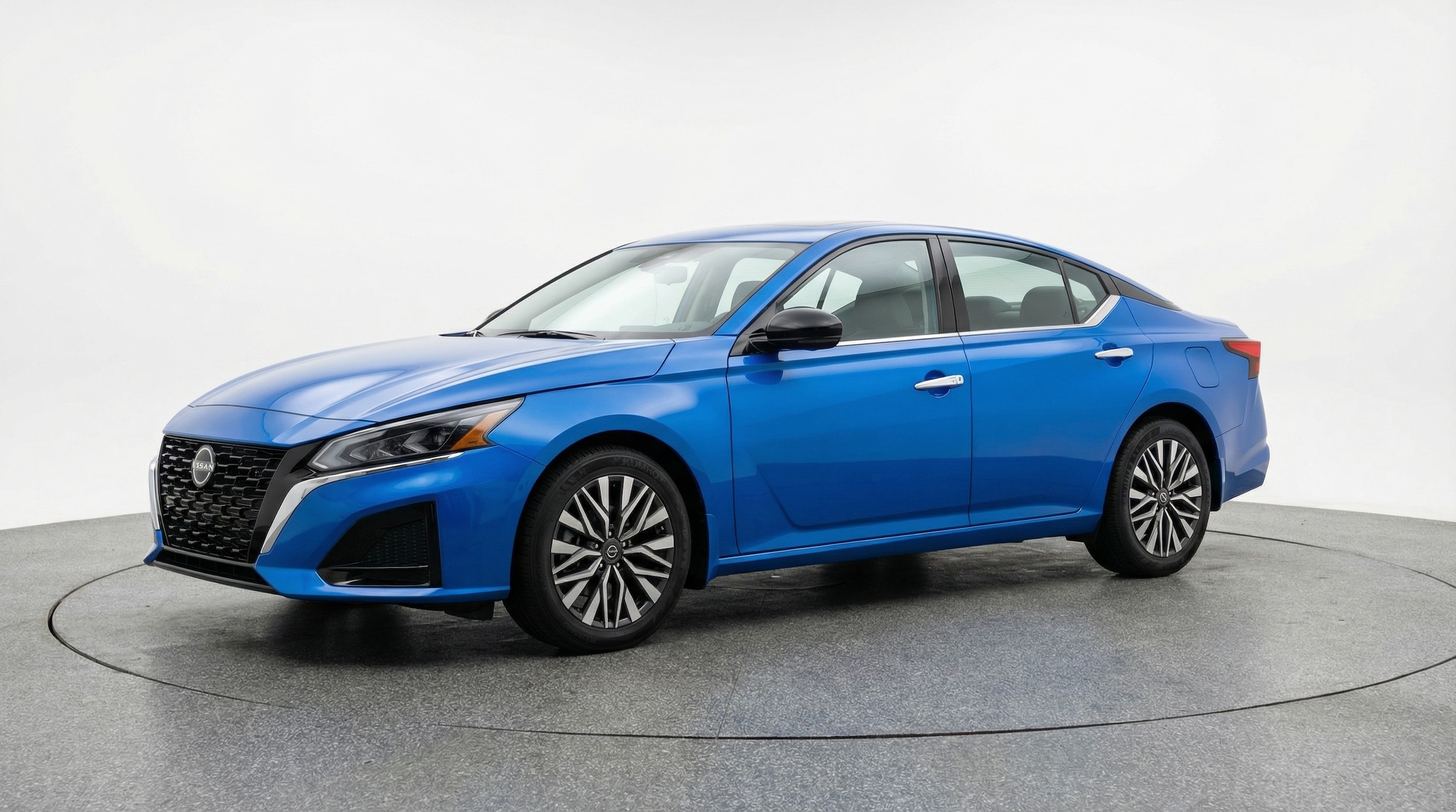 Thumbnail: 2025 Nissan Altima - 3