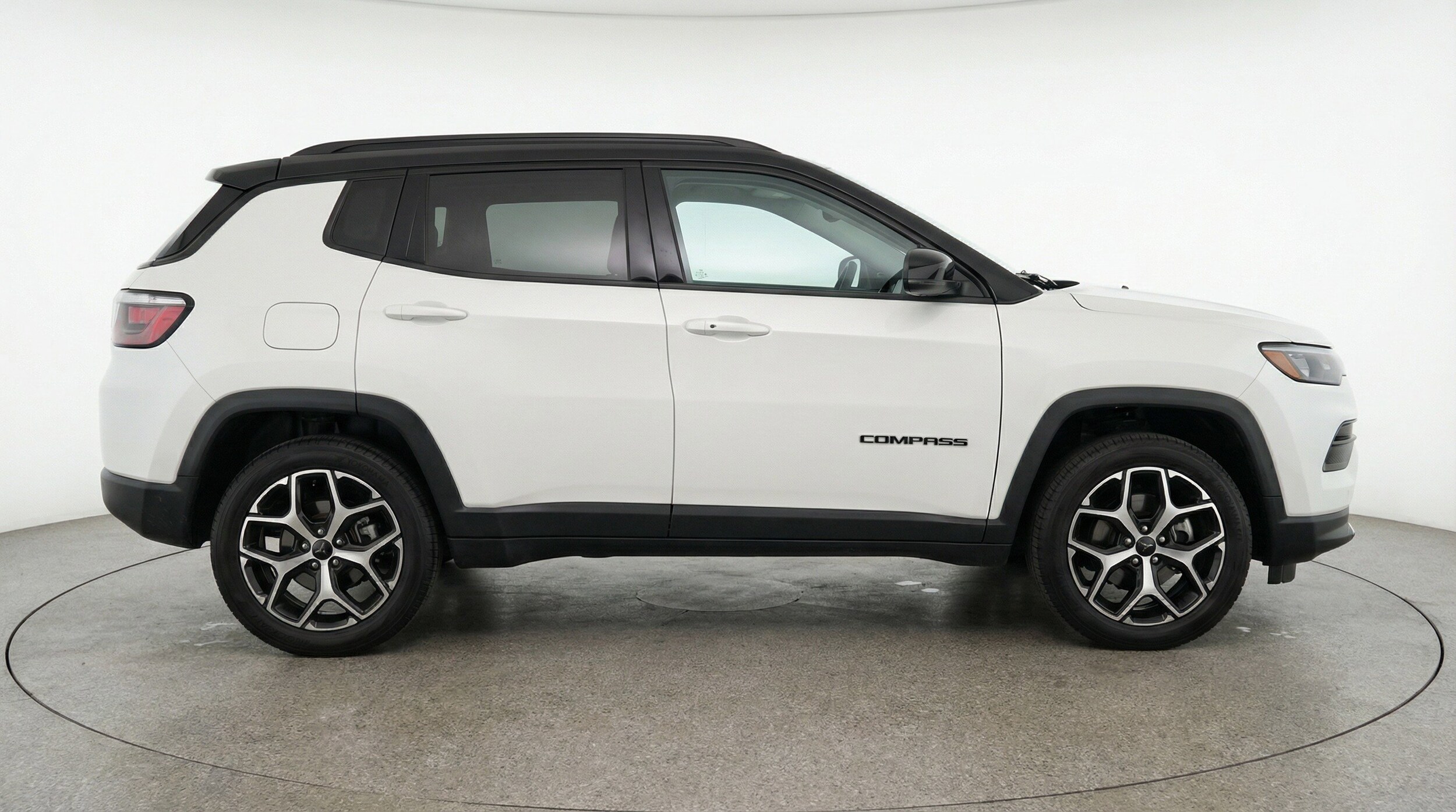 Thumbnail: 2025 Jeep Compass - 11