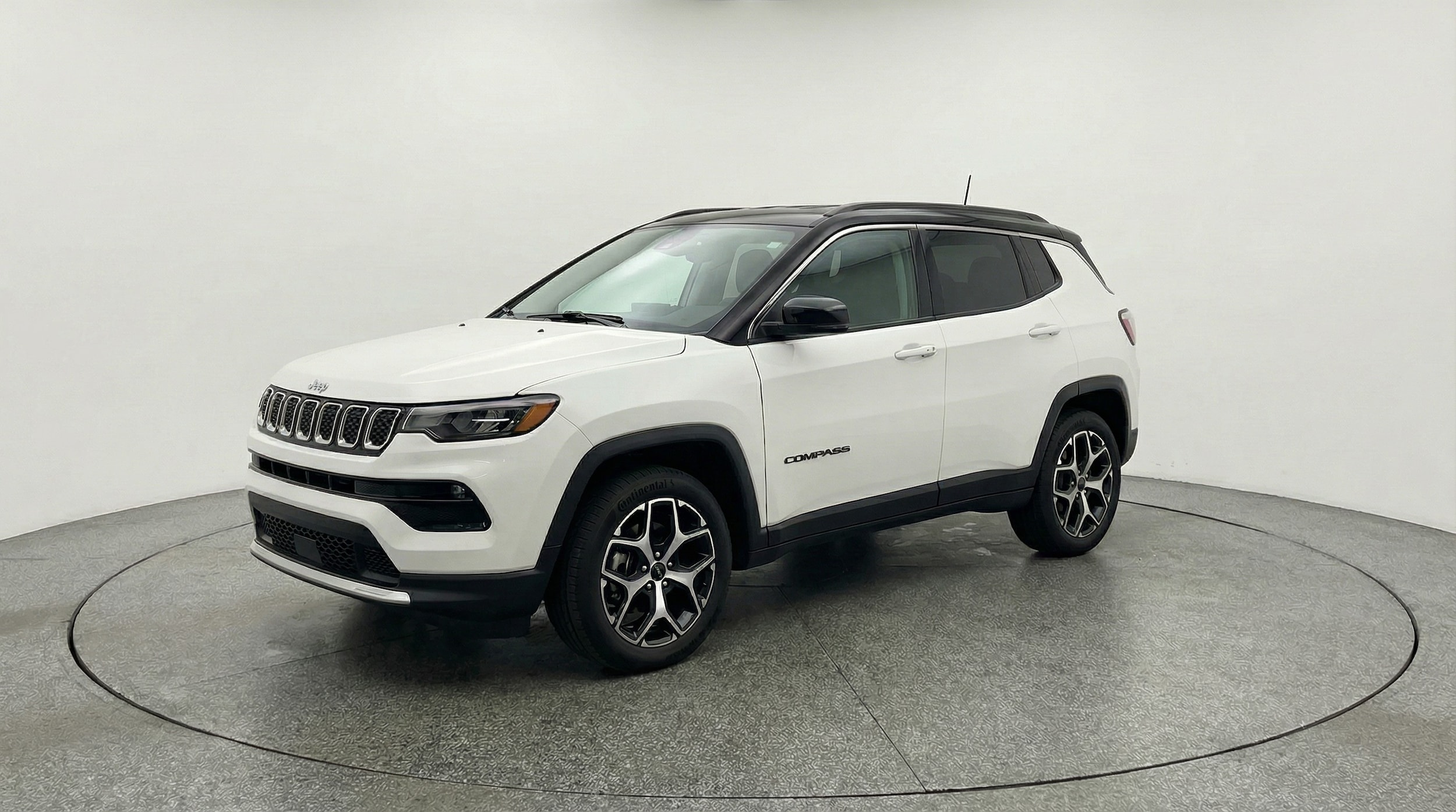 Thumbnail: 2025 Jeep Compass - 3