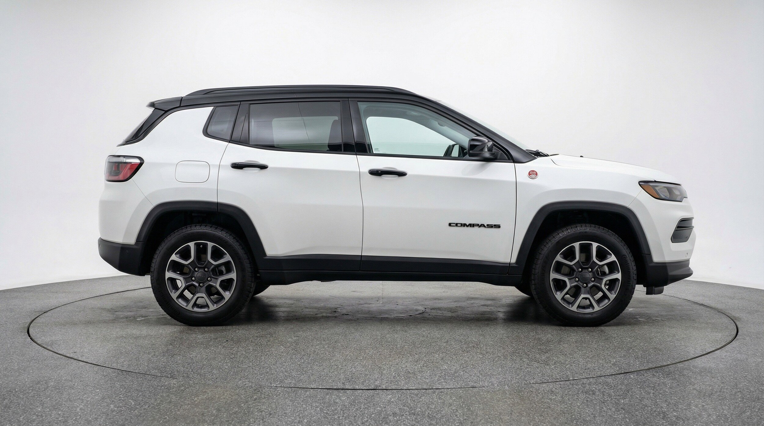 Thumbnail: 2025 Jeep Compass - 11