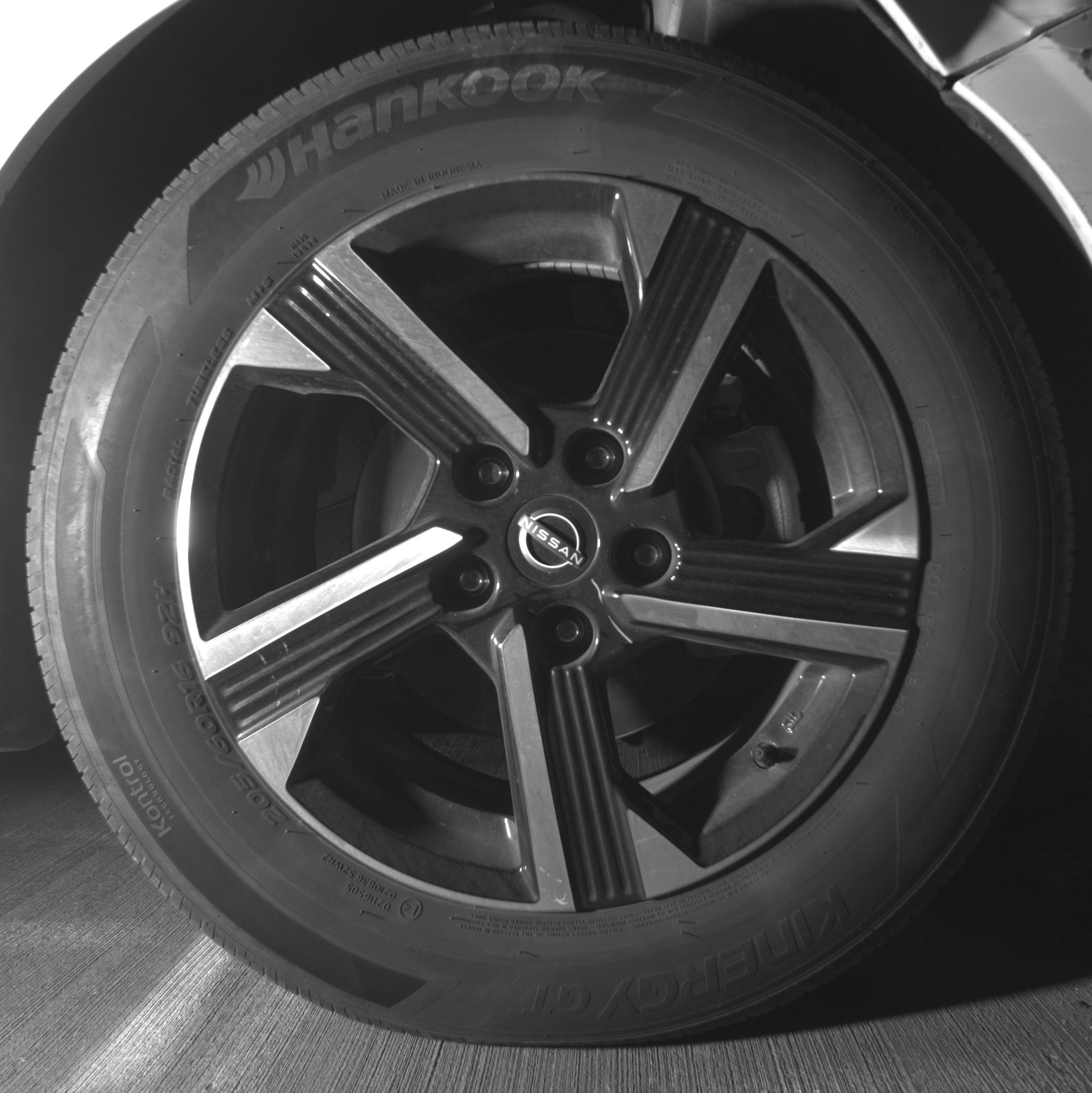 Thumbnail: 2025 Nissan Sentra - 10