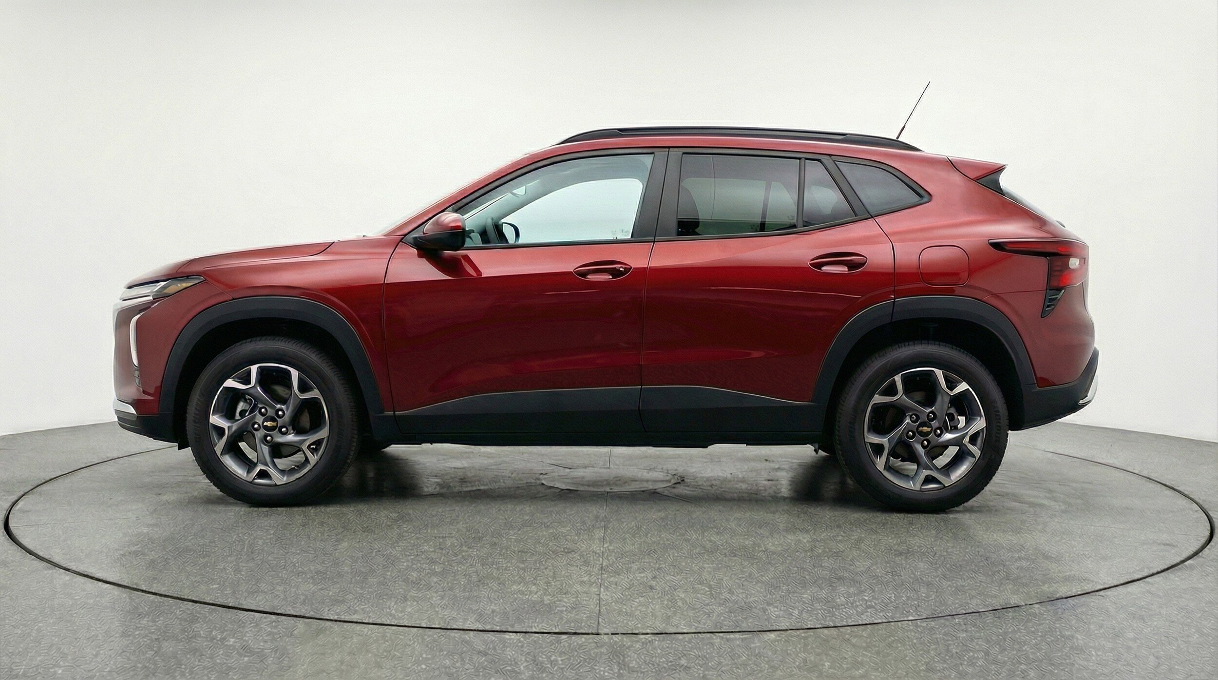 Thumbnail: 2025 Chevrolet Trax - 5