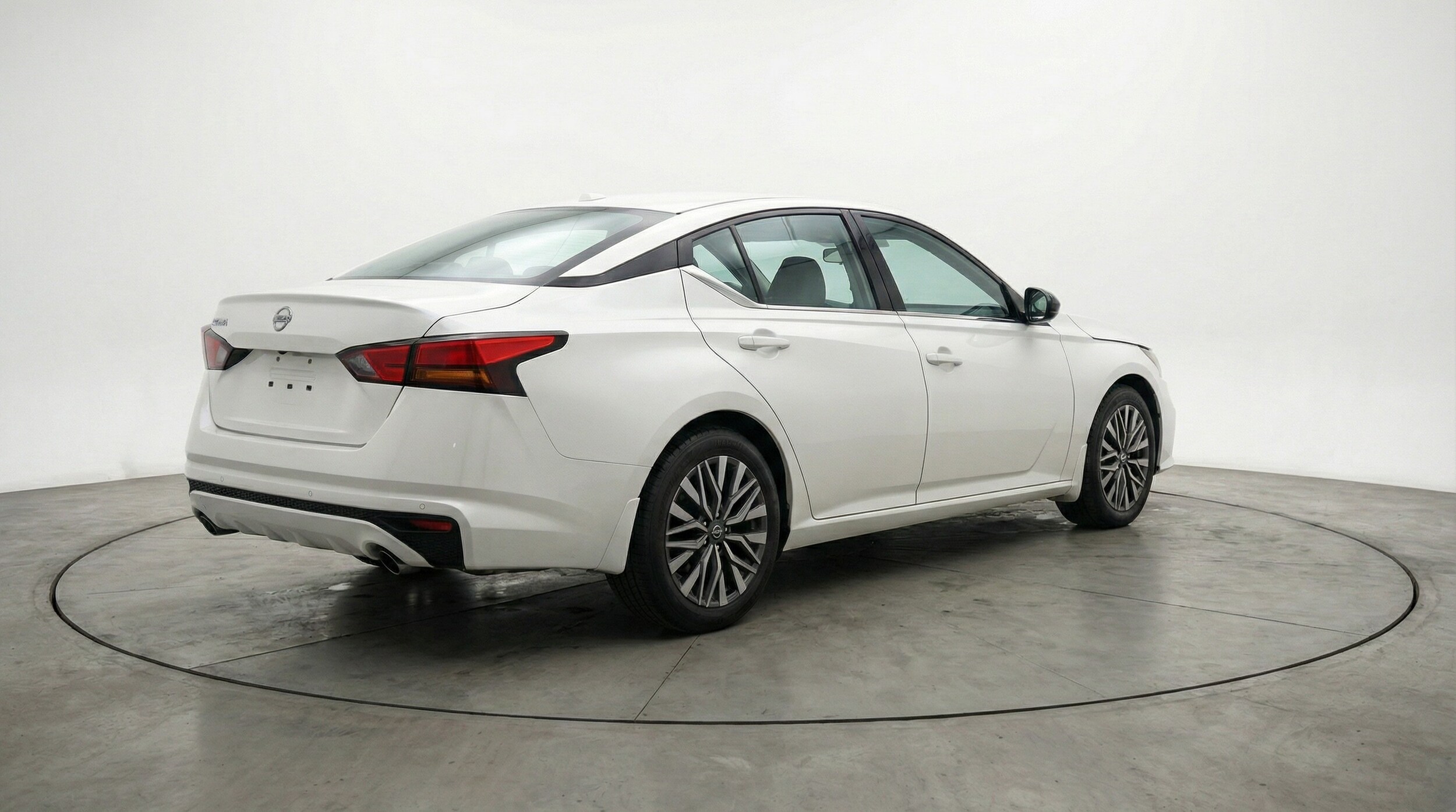 Thumbnail: 2025 Nissan Altima - 7