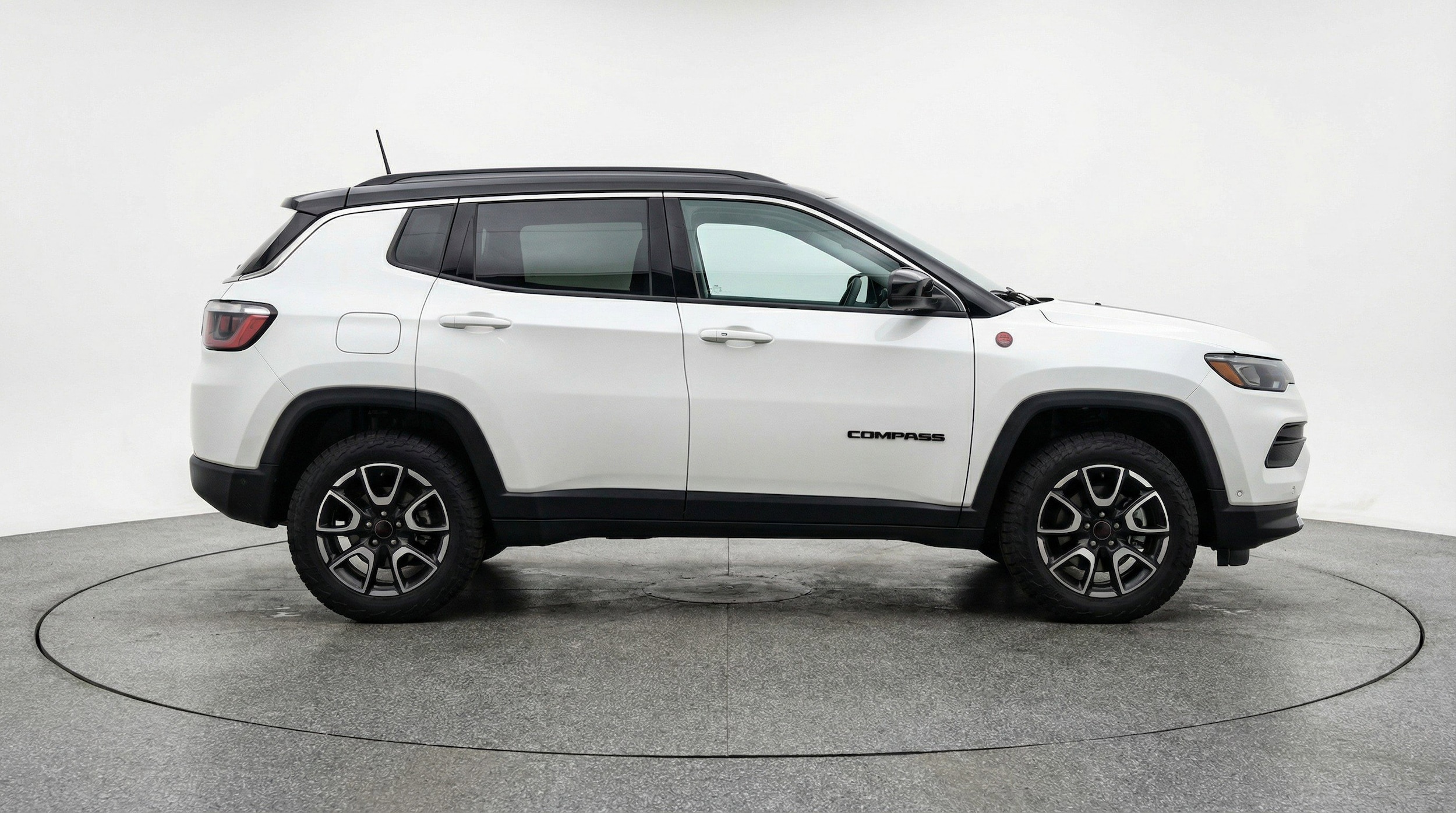 Thumbnail: 2025 Jeep Compass - 11