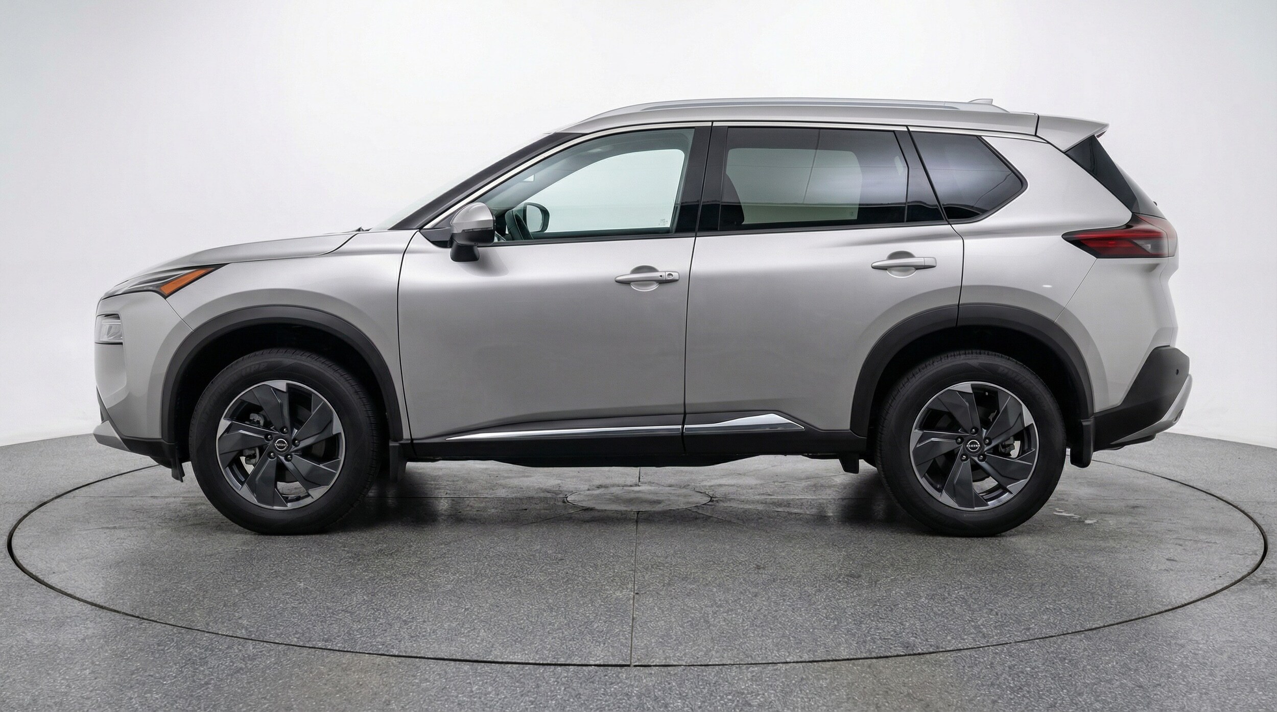 Thumbnail: 2025 Nissan Rogue - 4