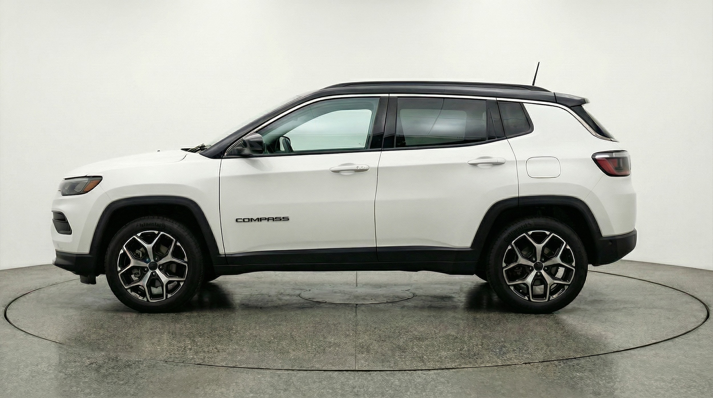 Thumbnail: 2025 Jeep Compass - 4