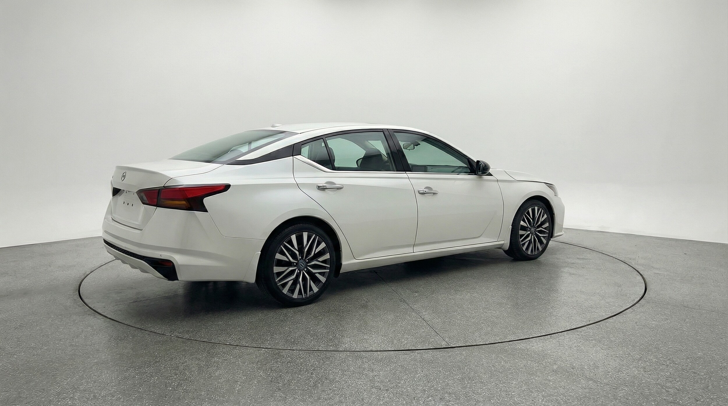 Thumbnail: 2025 Nissan Altima - 7