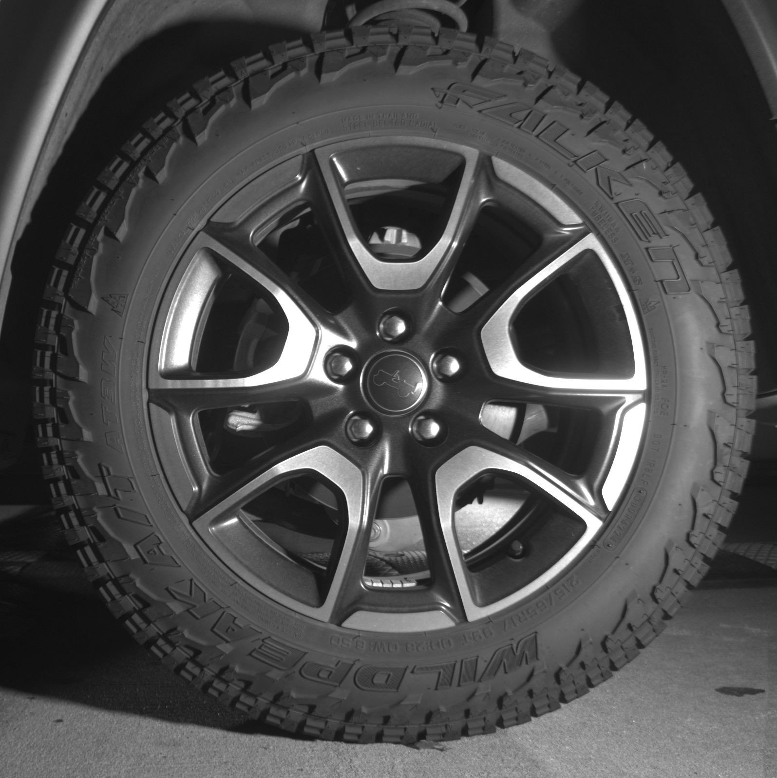 Thumbnail: 2025 Jeep Compass - 14