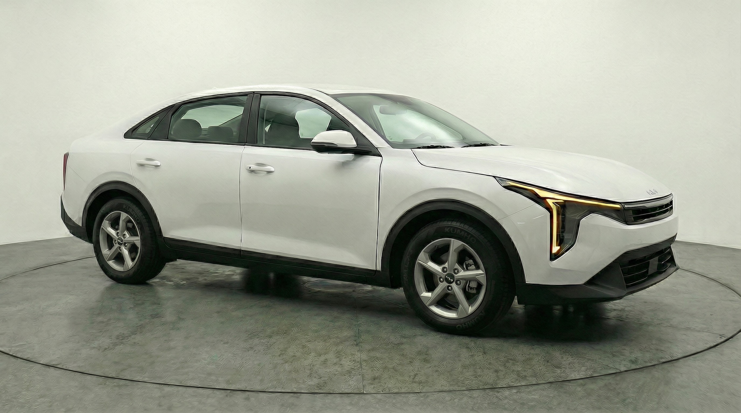 Thumbnail: 2025 Kia K4 - 1