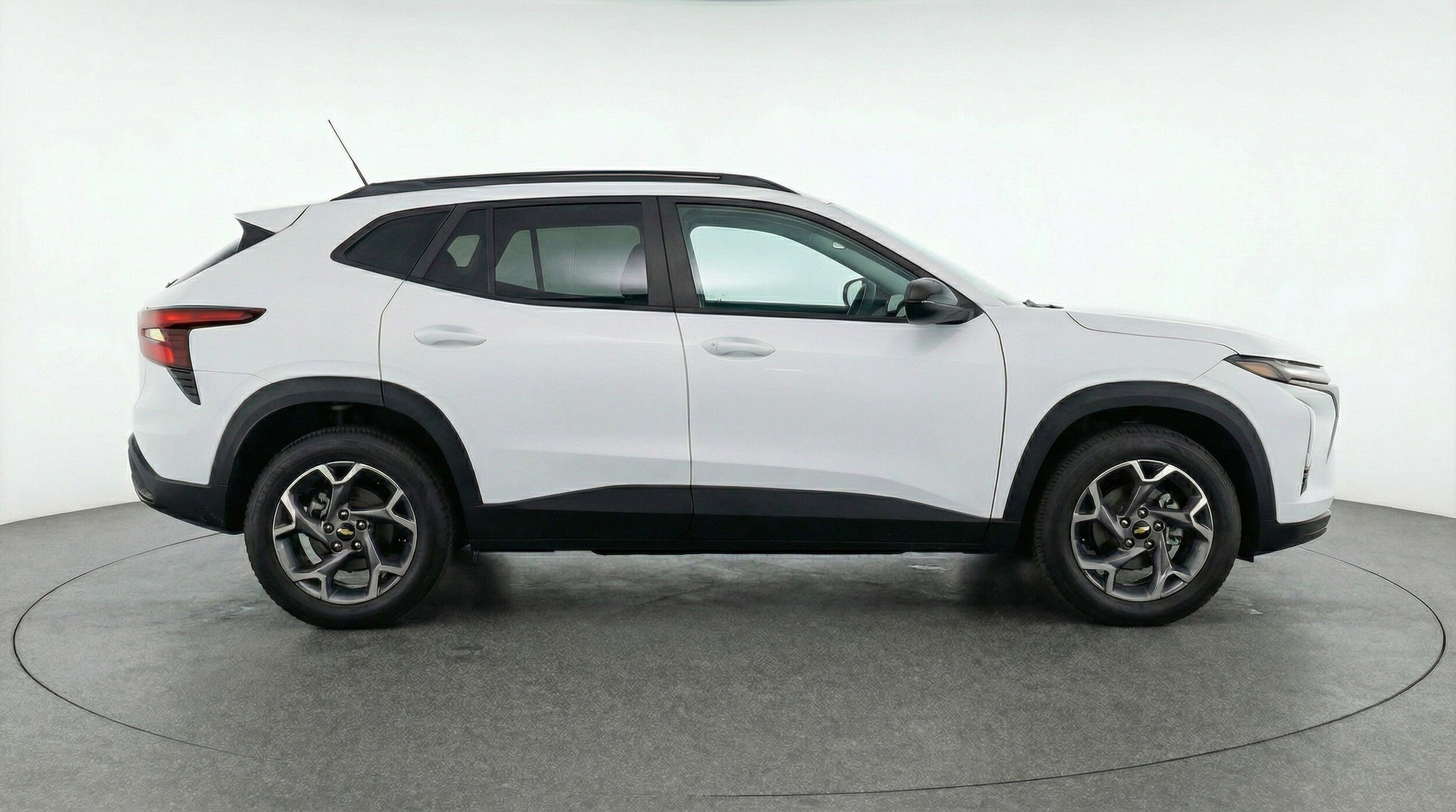 Thumbnail: 2025 Chevrolet Trax - 11