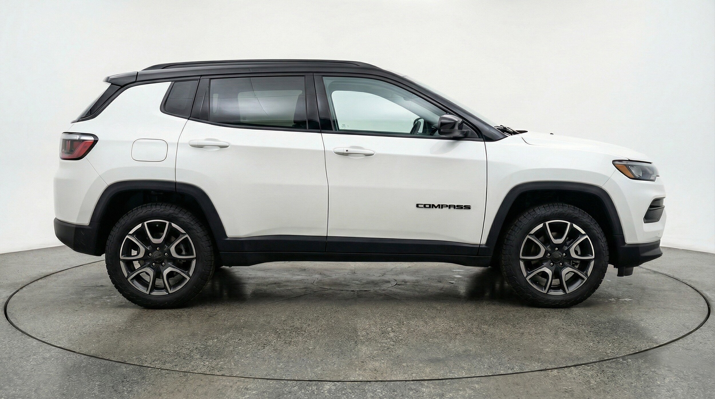 Thumbnail: 2025 Jeep Compass - 11