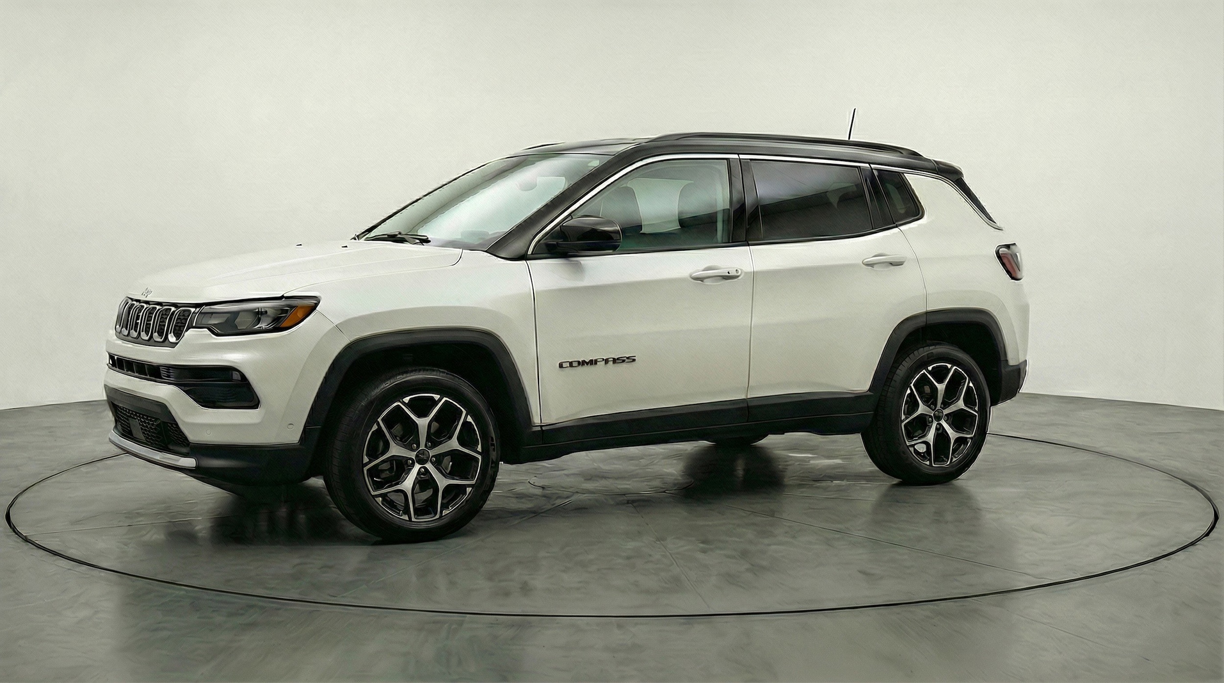 Thumbnail: 2025 Jeep Compass - 3
