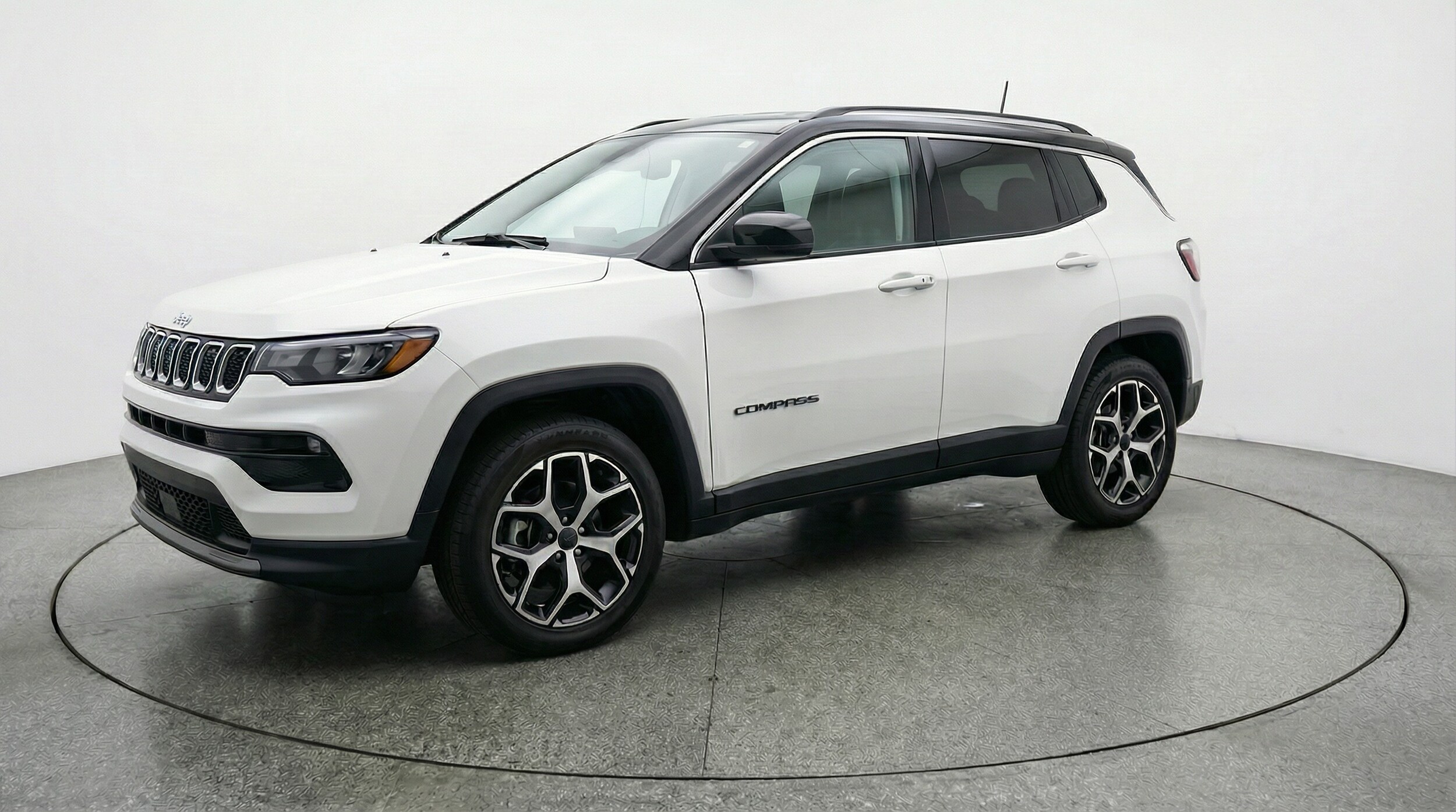 Thumbnail: 2025 Jeep Compass - 3