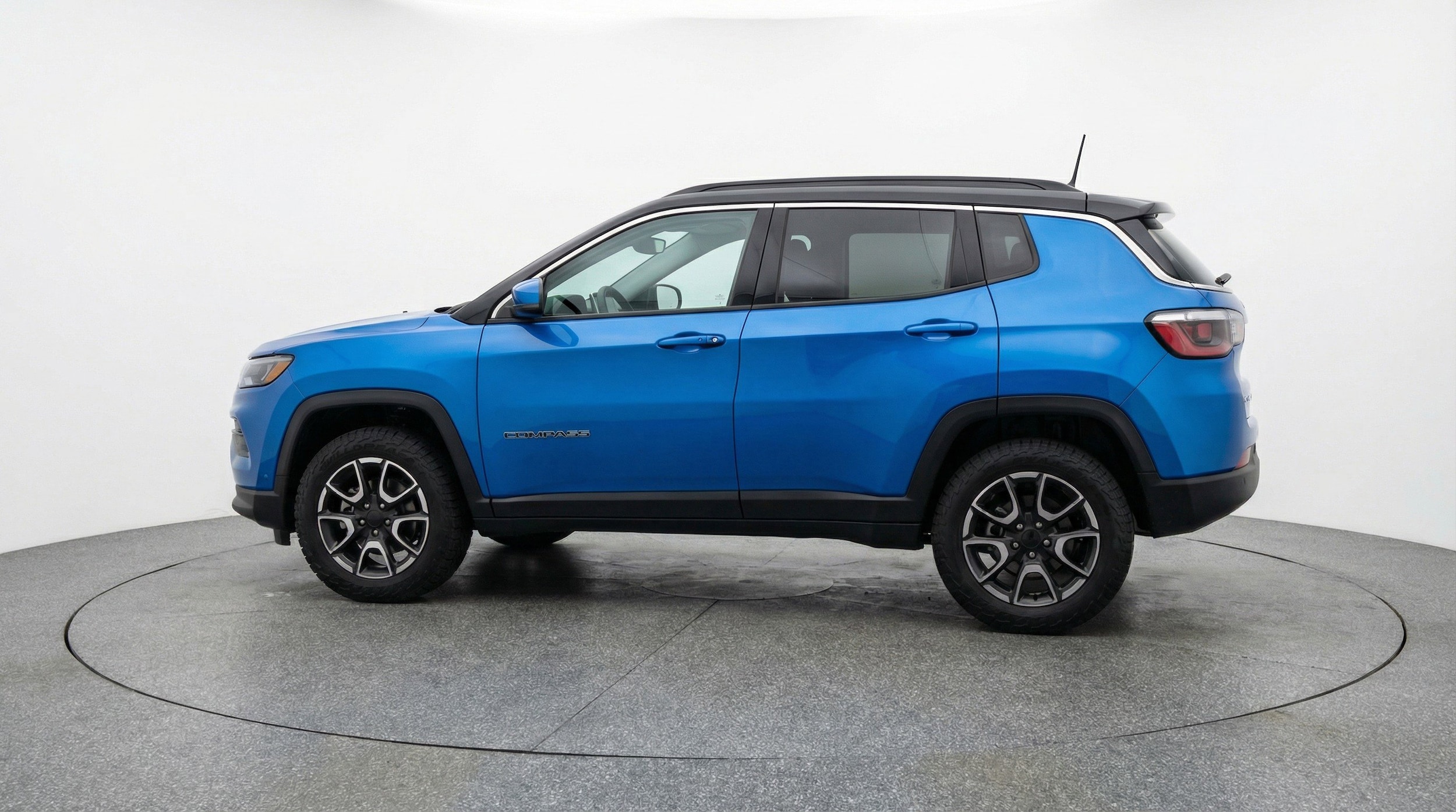 Thumbnail: 2025 Jeep Compass - 5