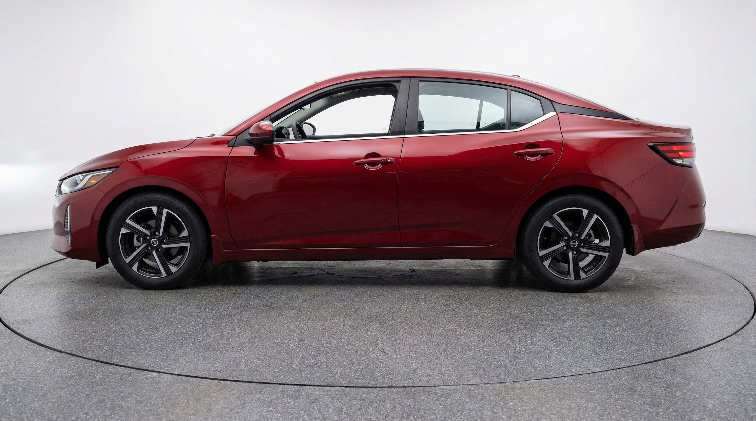 Thumbnail: 2025 Nissan Sentra - 5