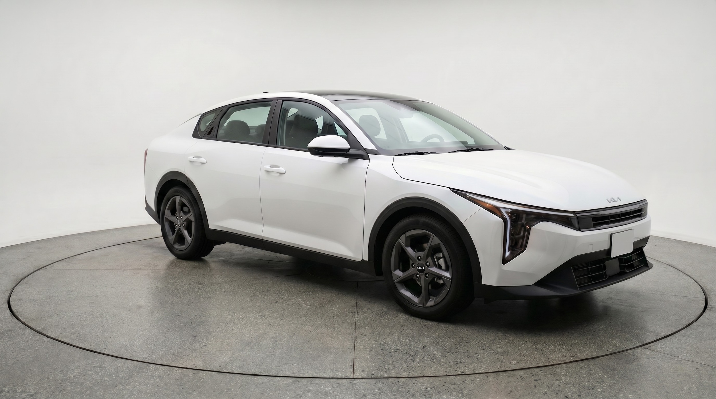 Thumbnail: 2025 Kia K4 - 1