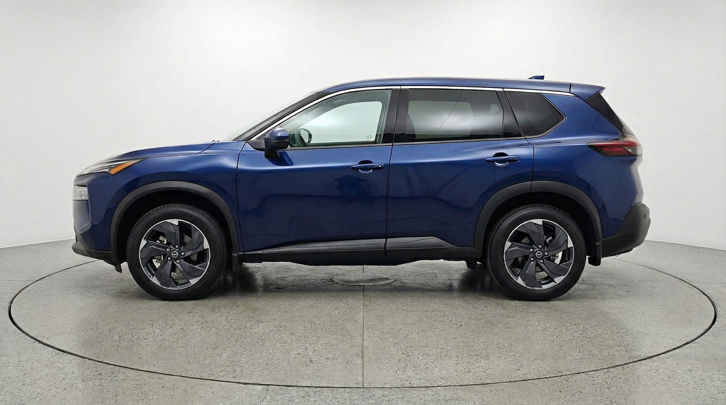 Thumbnail: 2025 Nissan Rogue - 4