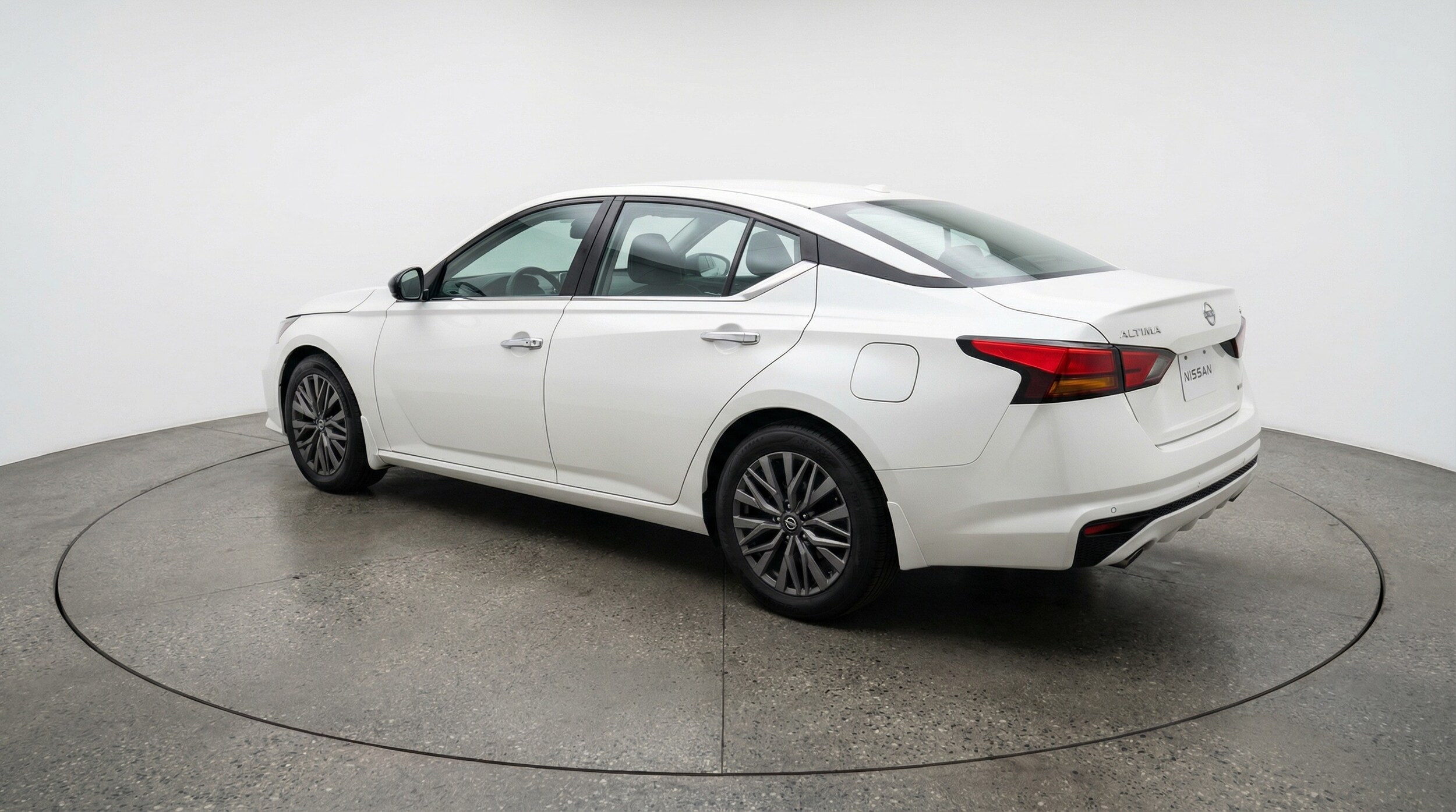 Thumbnail: 2025 Nissan Altima - 5