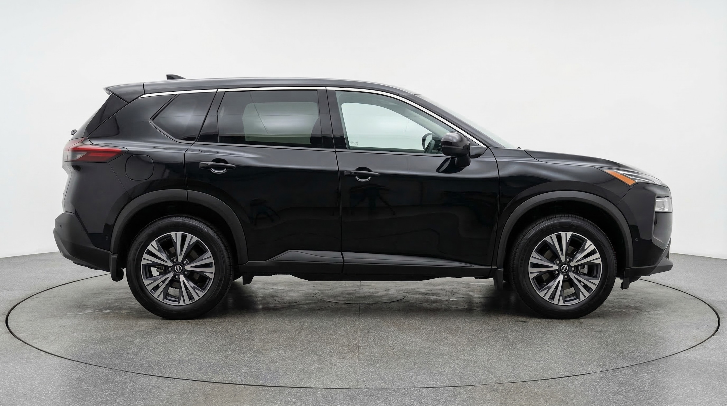Thumbnail: 2023 Nissan Rogue - 8