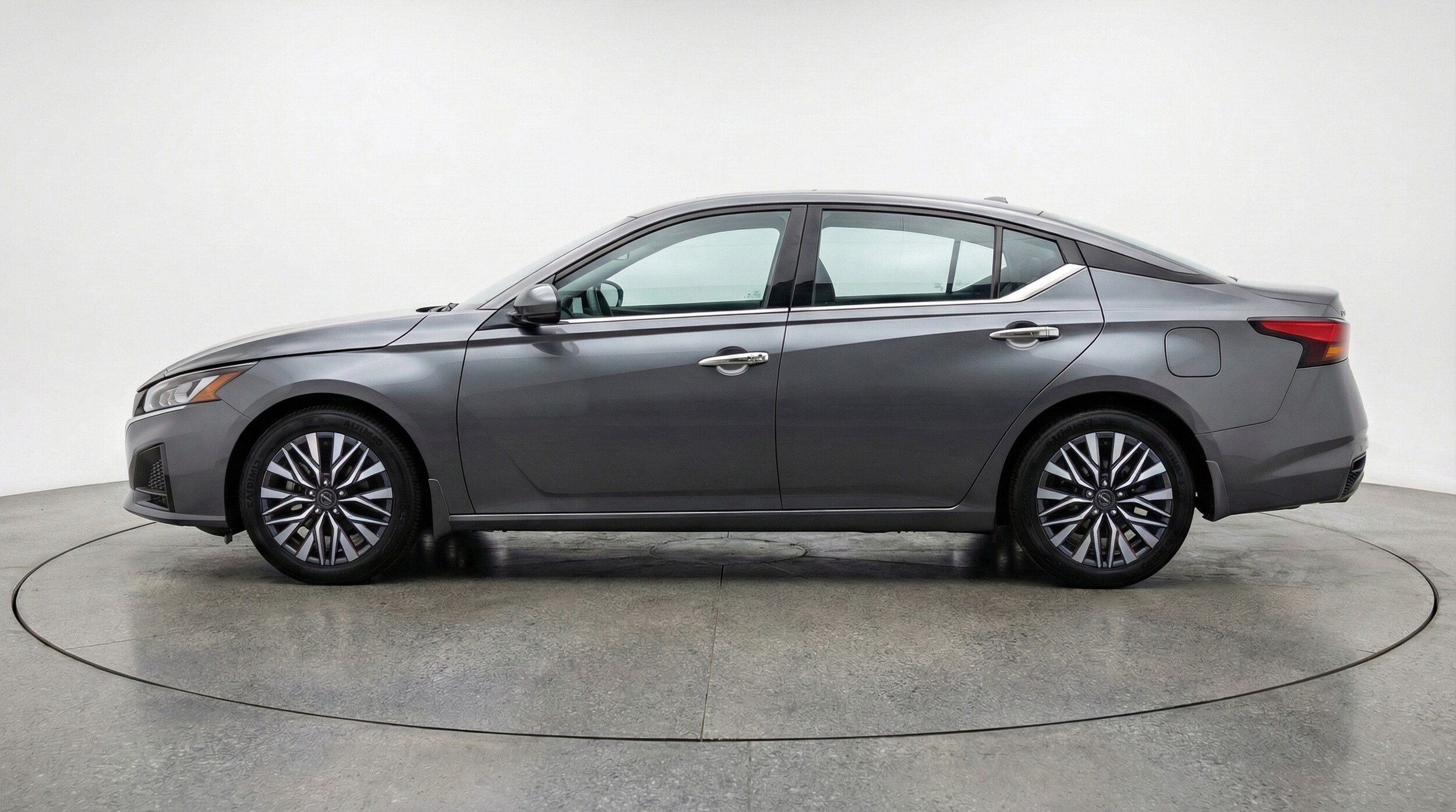 Thumbnail: 2025 Nissan Altima - 4