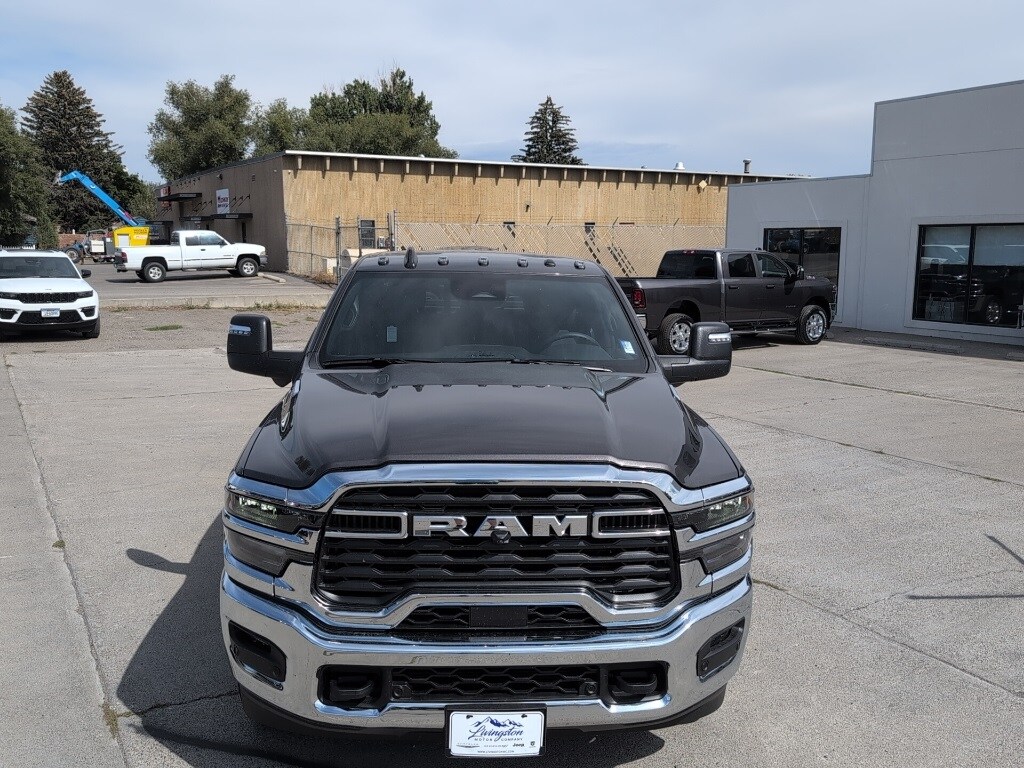 2025 Ram 3500 Tradesman photo 2