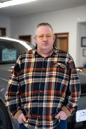 Staff member Bill Greer from ID_d3ca2887c2b6