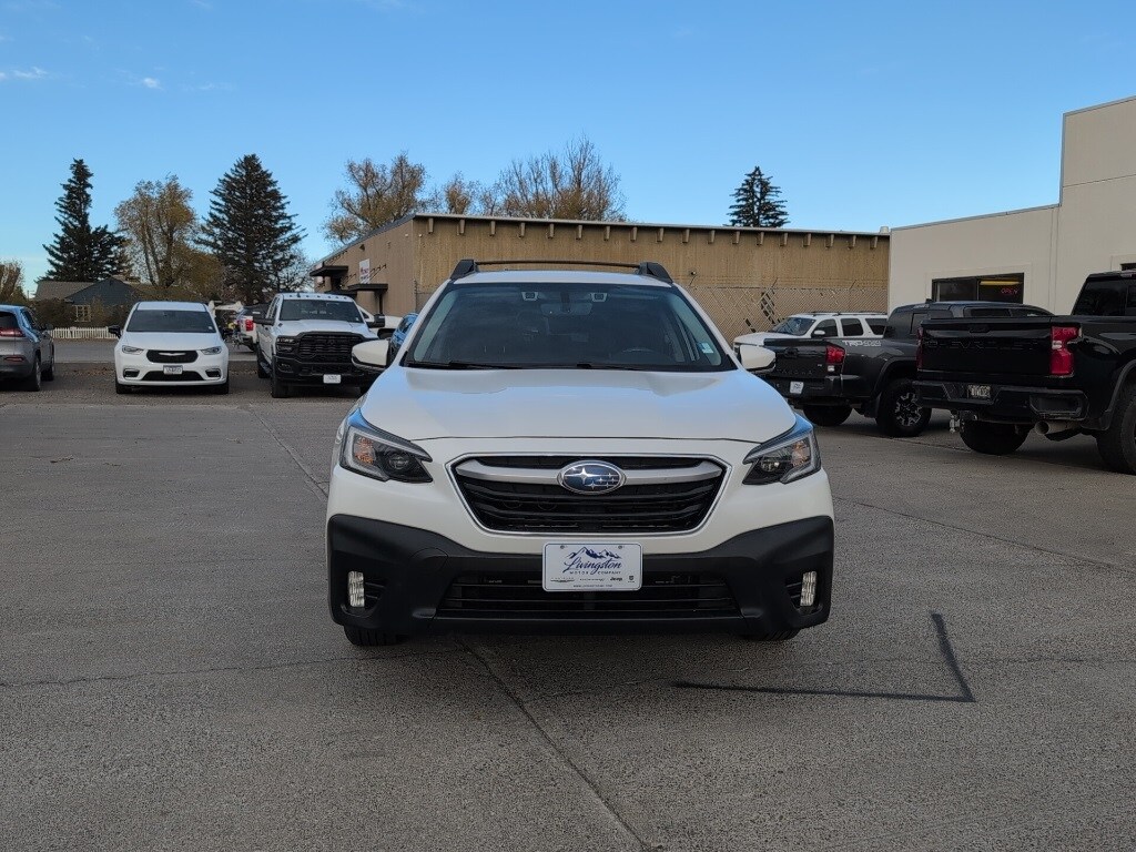 2020 Subaru Outback Premium photo 3