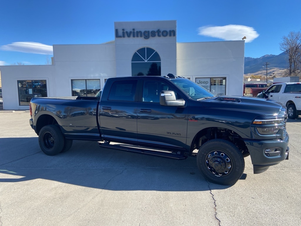 2026 RAM Ram 3500 Pickup Laramie's photo