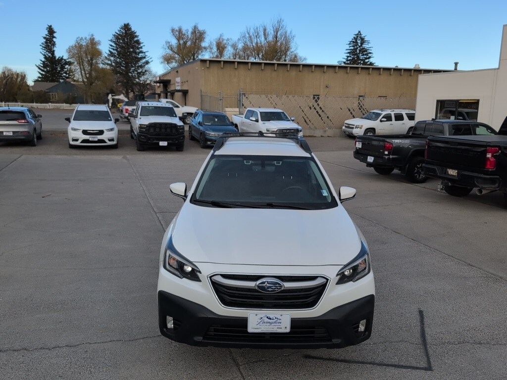 2020 Subaru Outback Premium photo 4
