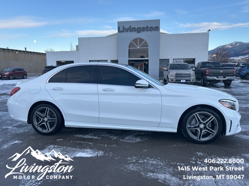 2020 Mercedes-Benz C-Class Sedan C300's photo