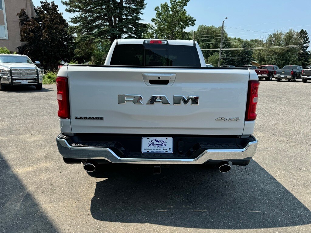 2025 Ram 1500 Laramie photo 3