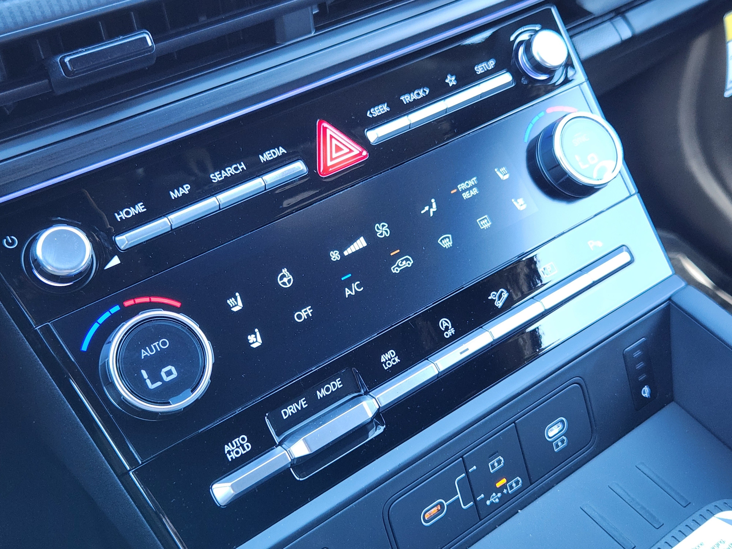 2026 Hyundai Santa Fe Calligraphy - Photo 15