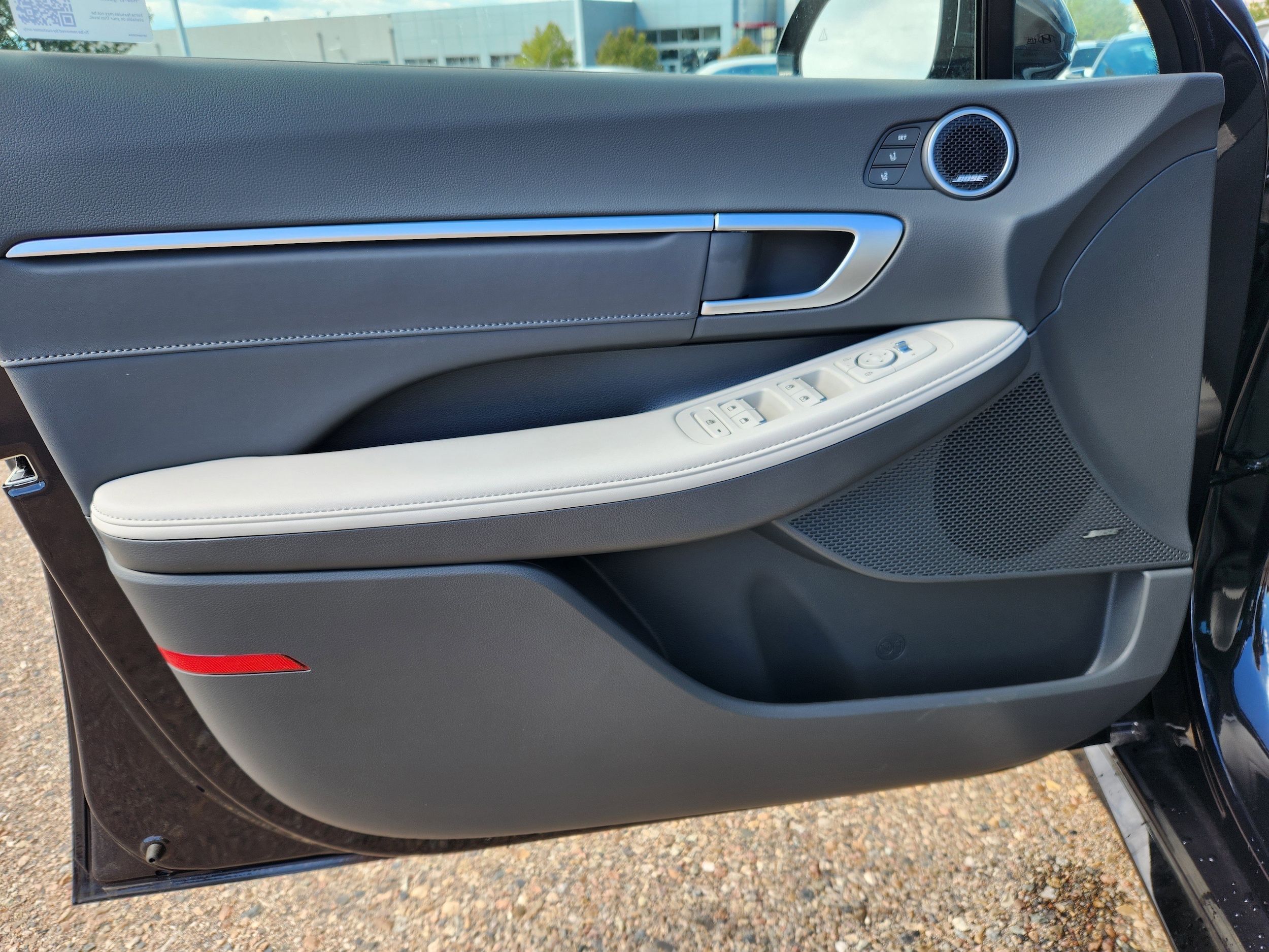 2025 Hyundai Sonata Hybrid Limited - Photo 6