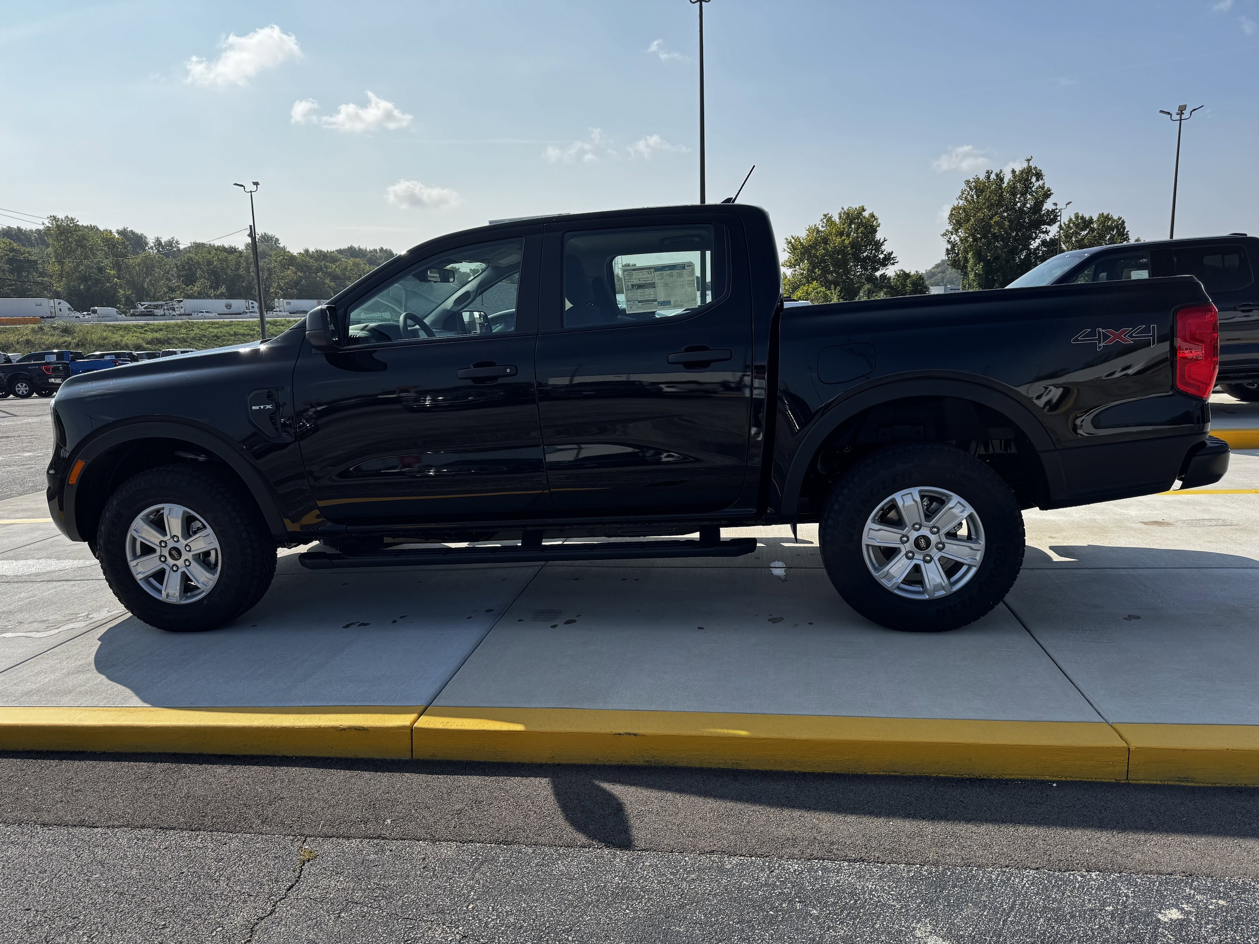 2025 Ford Ranger XL - Photo 8