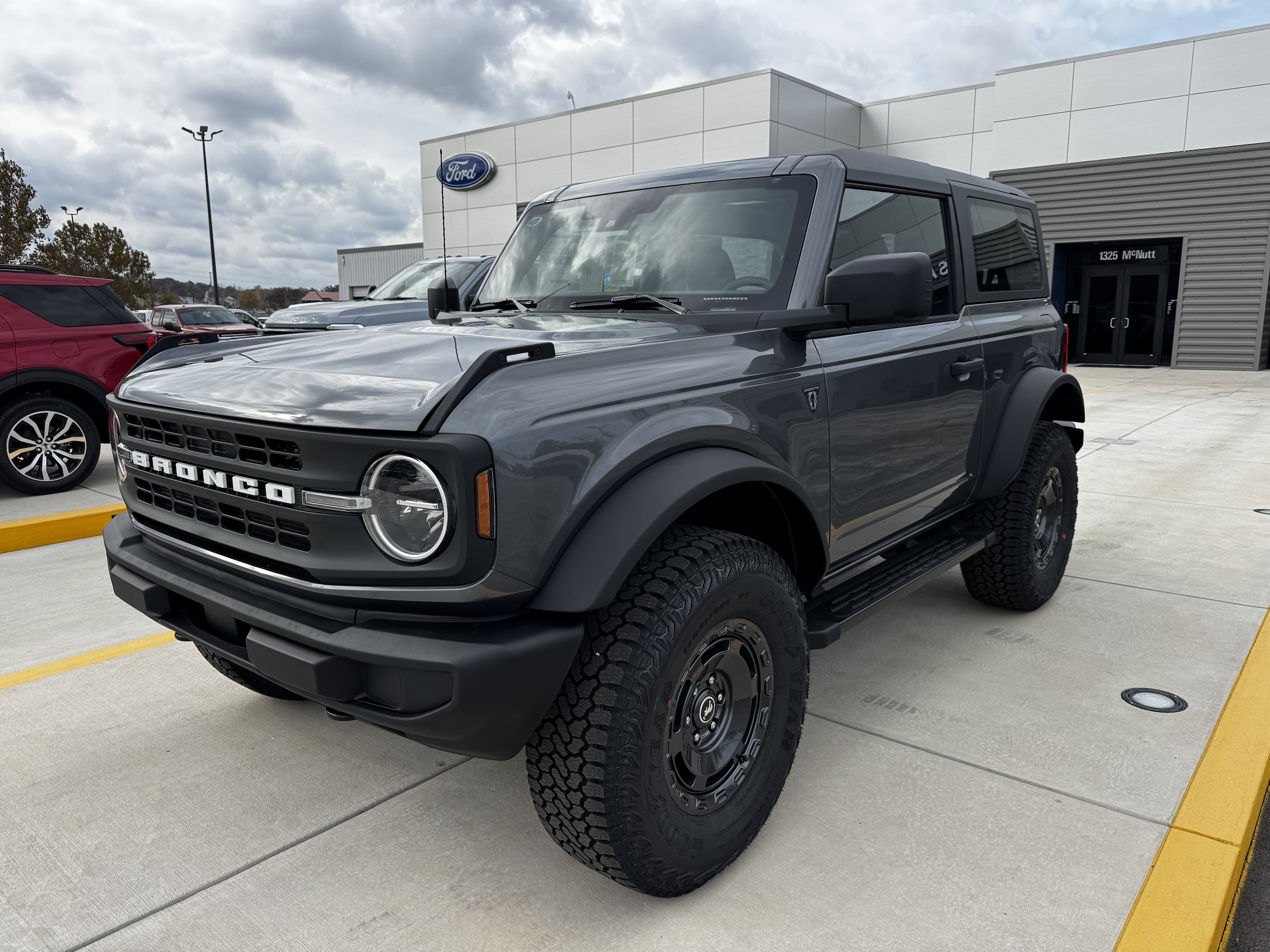 2025 Ford Bronco Base 4x4's photo