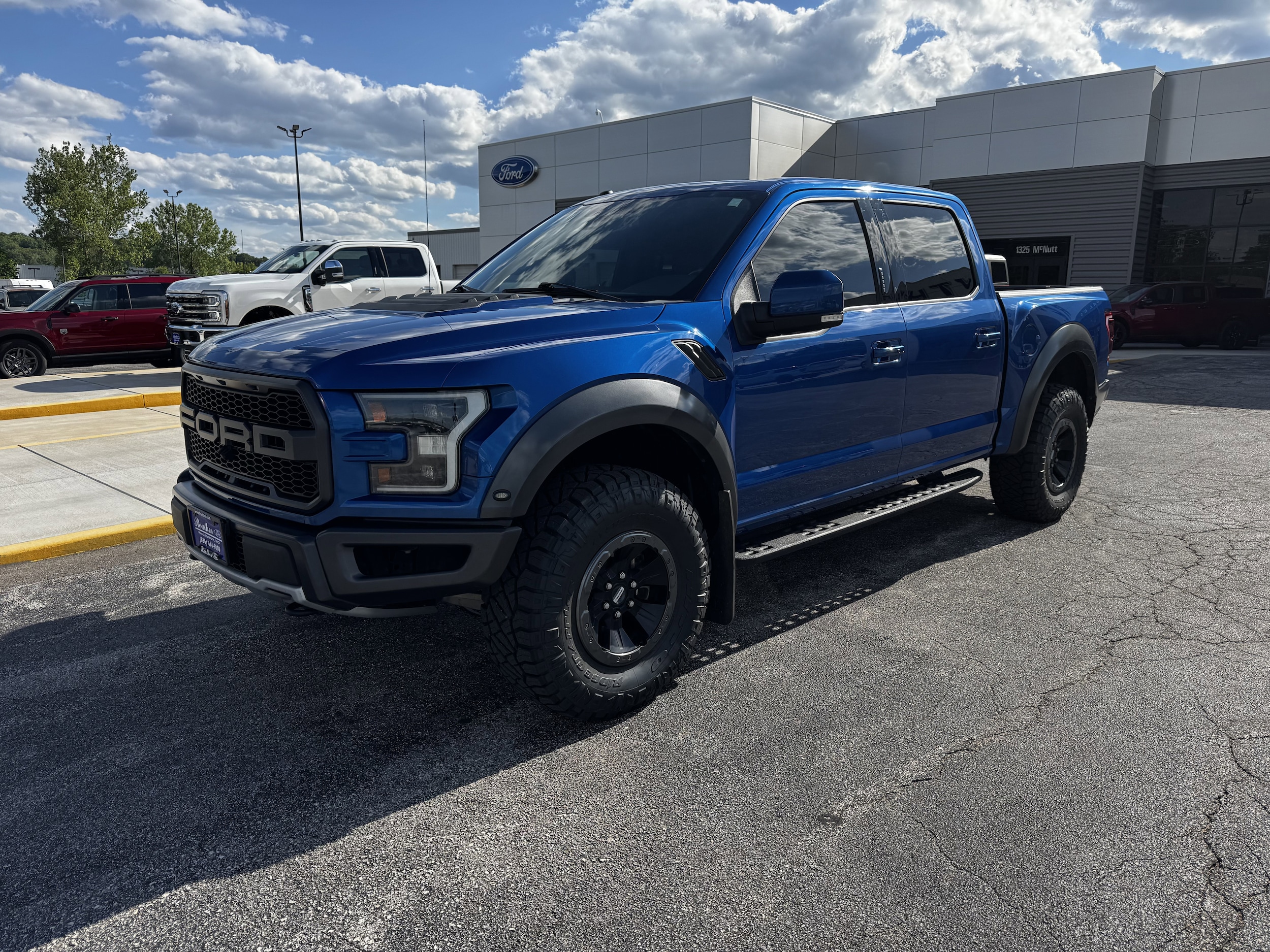 2017 Ford F-150 Raptor 4x4 SuperCrew 5-1/2 Box's photo