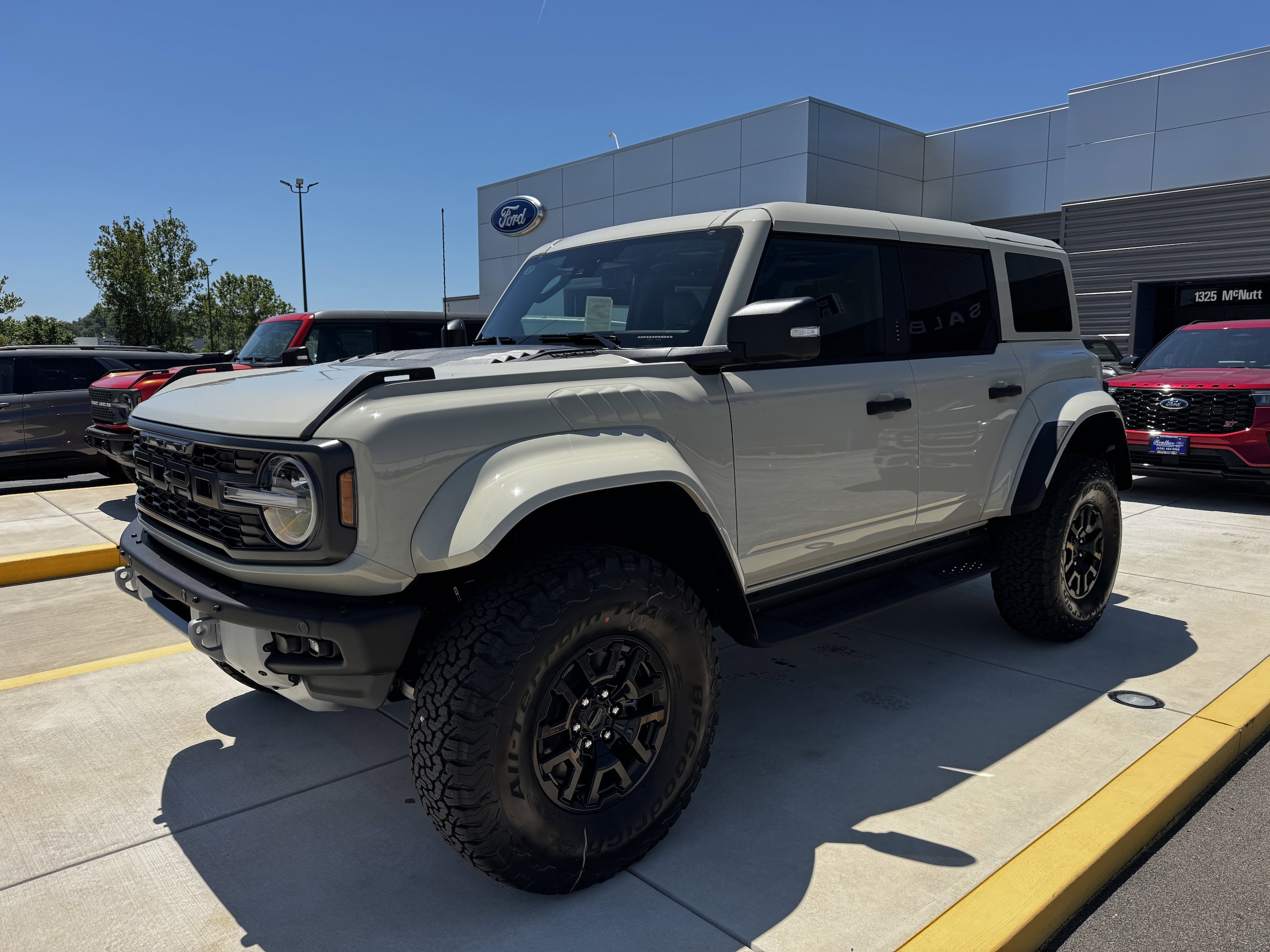 2026 Ford Bronco Raptor 4x4's photo