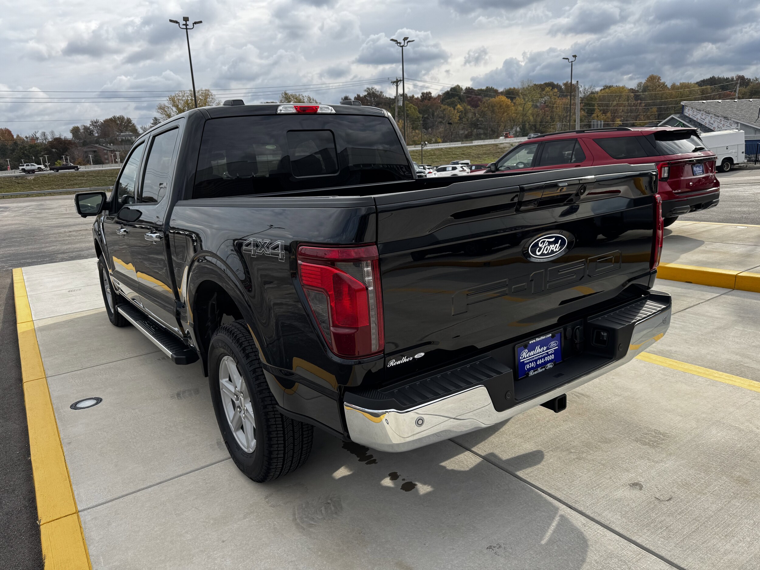 2025 Ford F-150 XLT - Photo 6