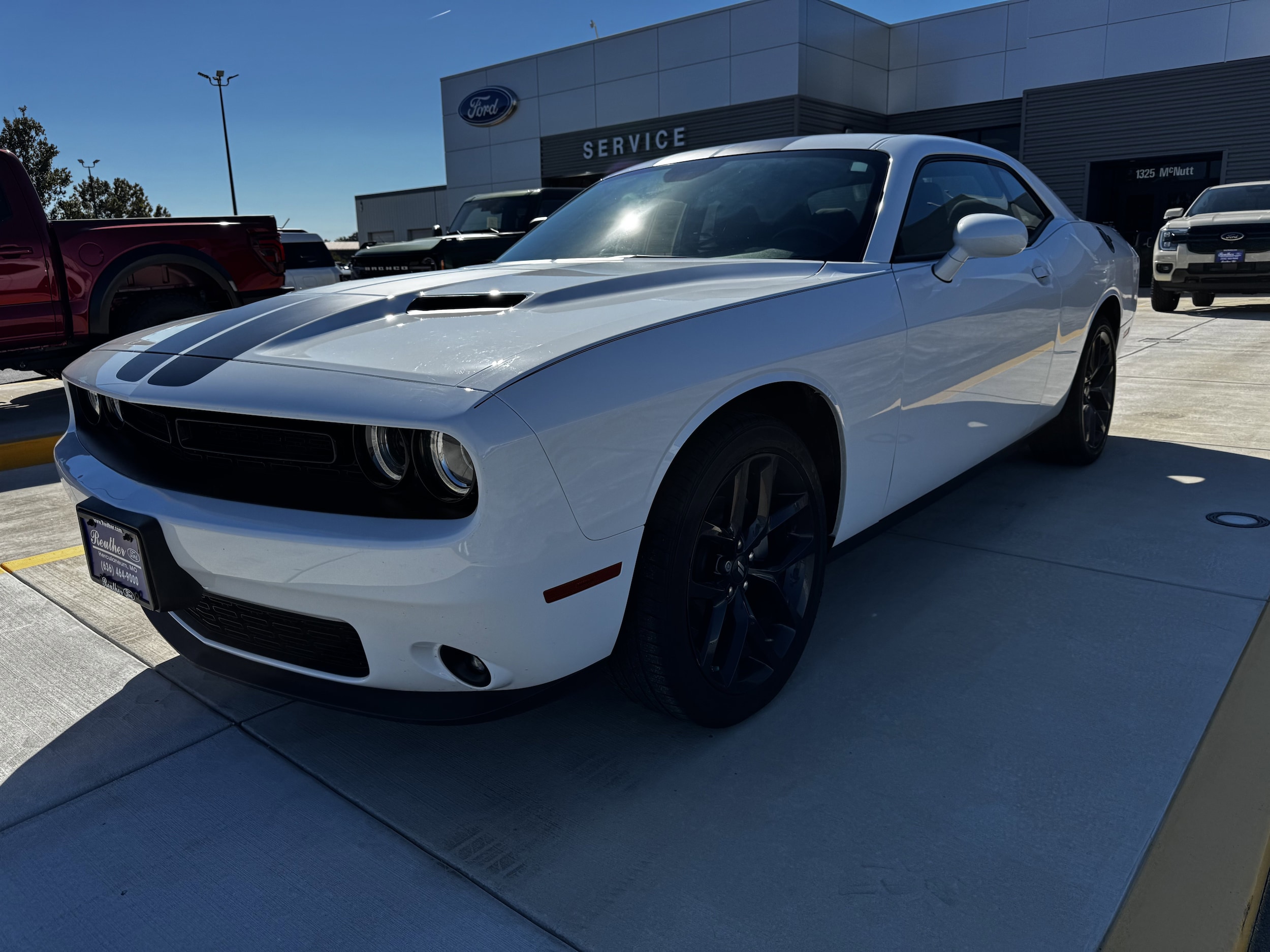 2023 Dodge Challenger SXT Auto's photo