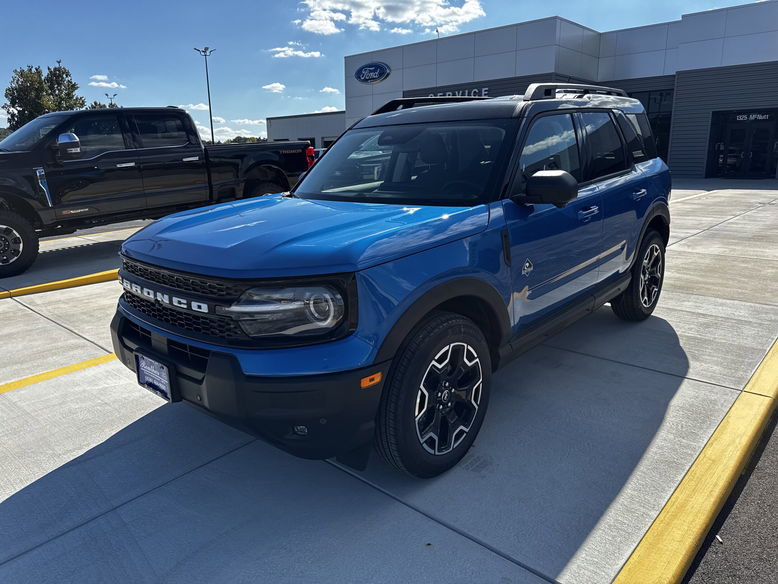 2025 Ford Bronco Sport Outer Banks 4X4's photo