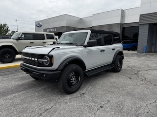 2026 Ford Bronco Outer Banks SUV