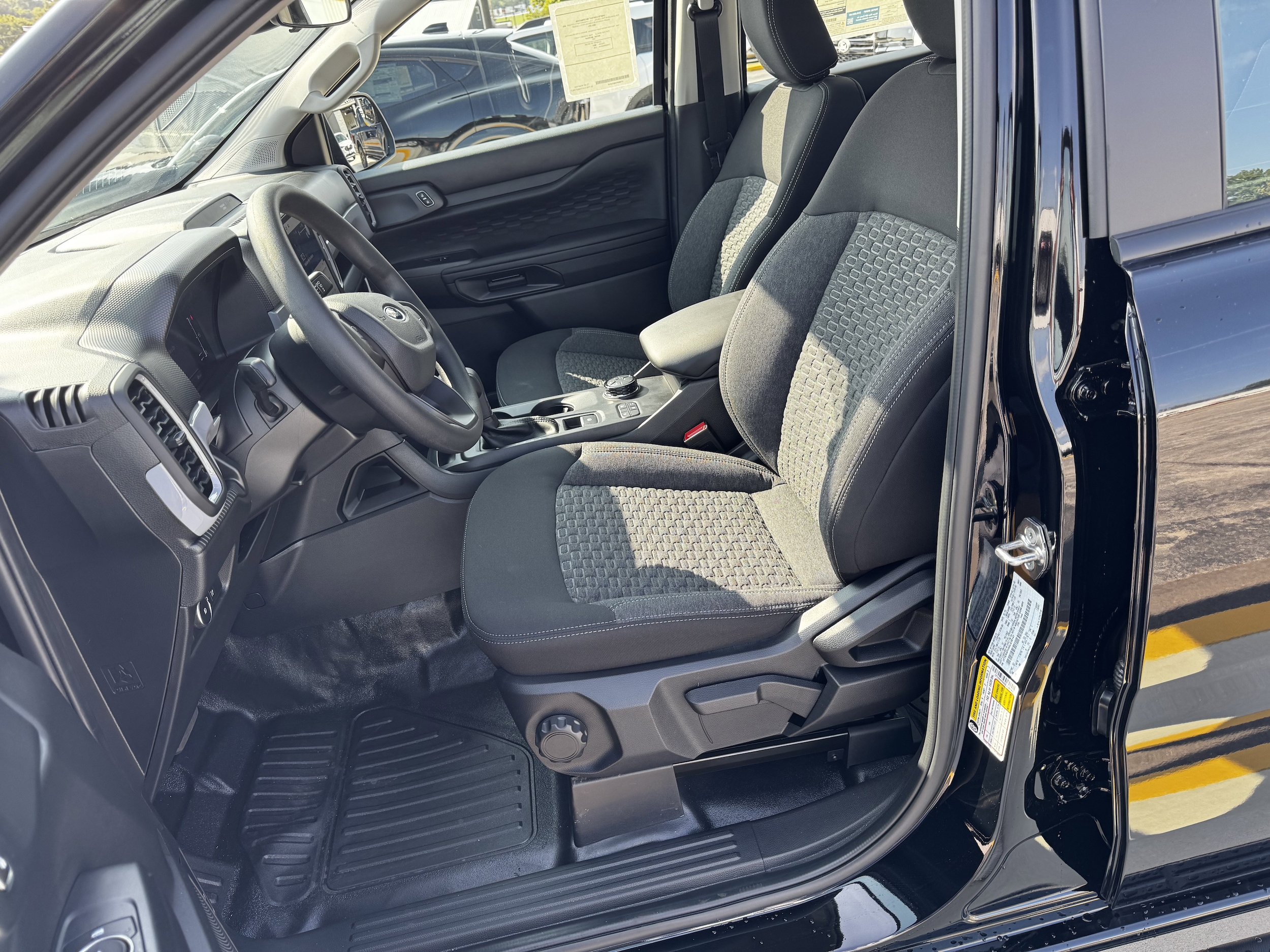 2025 Ford Ranger XL - Photo 9