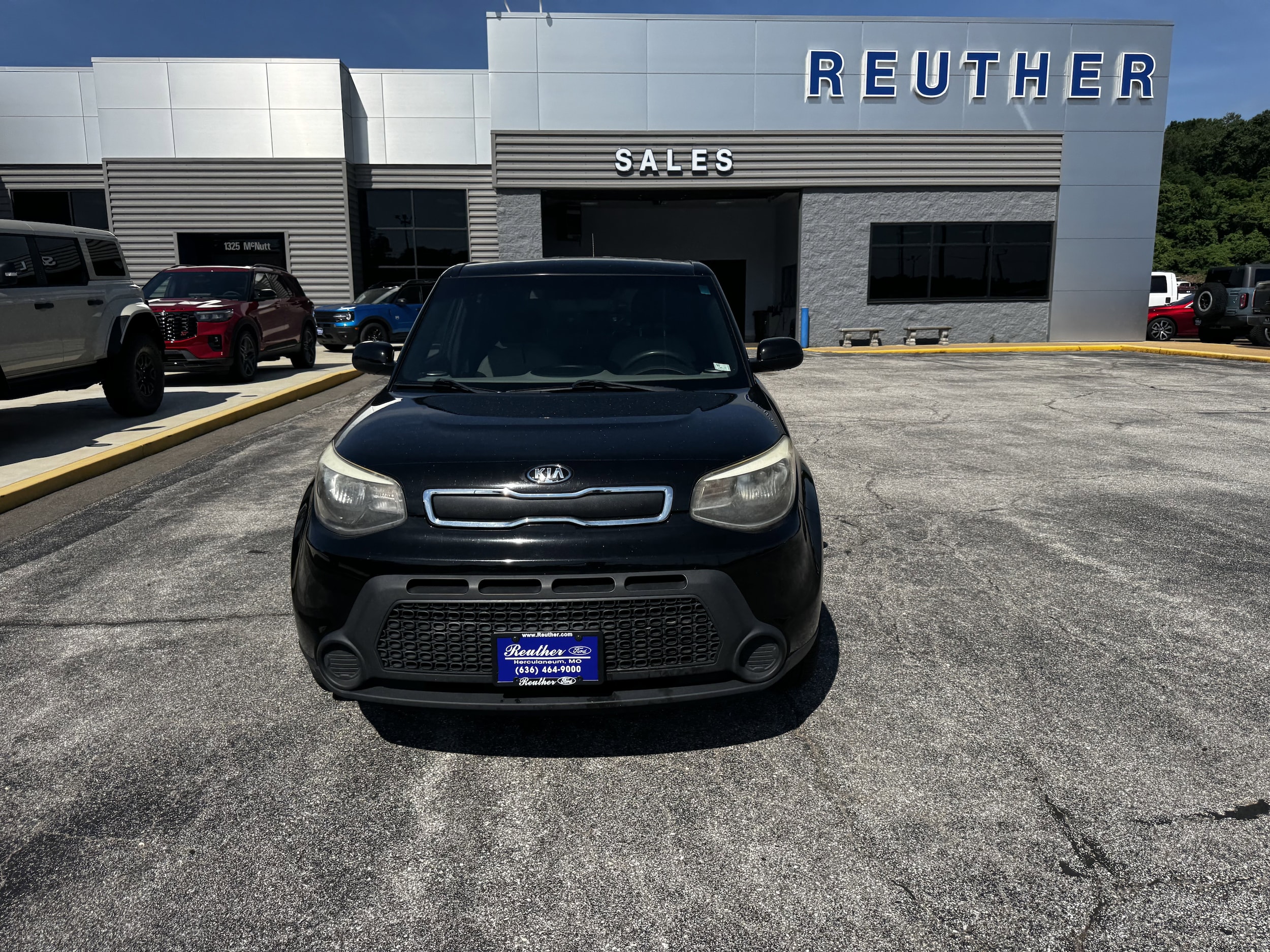 Used 2015 Kia Soul Base with VIN KNDJN2A27F7753848 for sale in Herculaneum, MO