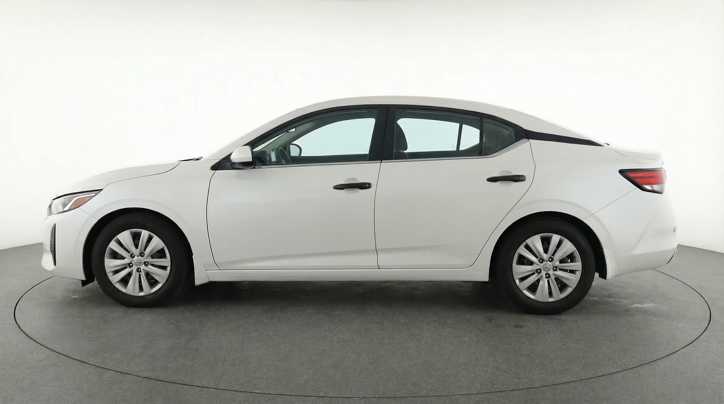 Thumbnail: 2025 Nissan Sentra - 4